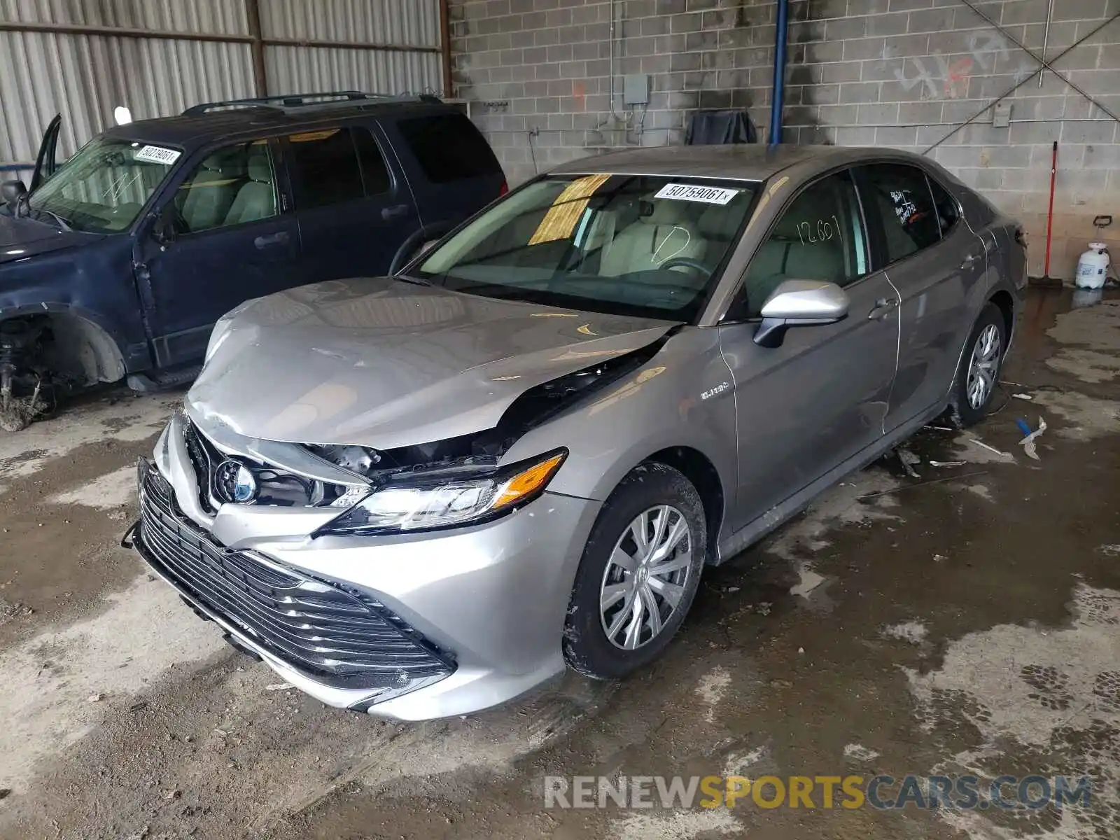 2 Photograph of a damaged car 4T1B31HK2KU008832 TOYOTA CAMRY 2019