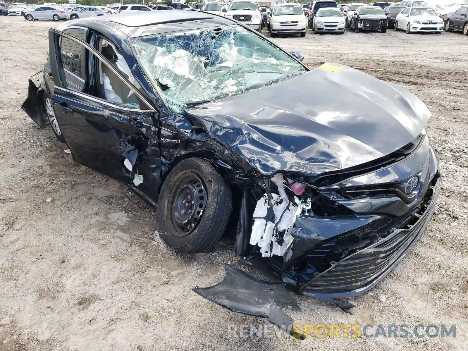 9 Фотография поврежденного автомобиля 4T1B31HK2KU008863 TOYOTA CAMRY 2019