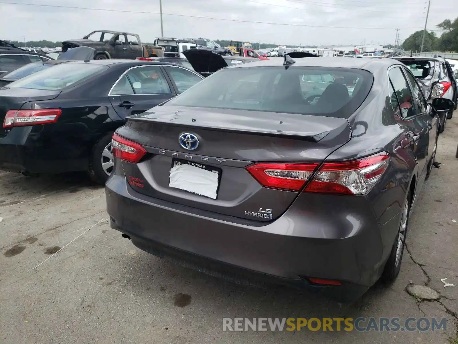 4 Photograph of a damaged car 4T1B31HK2KU508716 TOYOTA CAMRY 2019