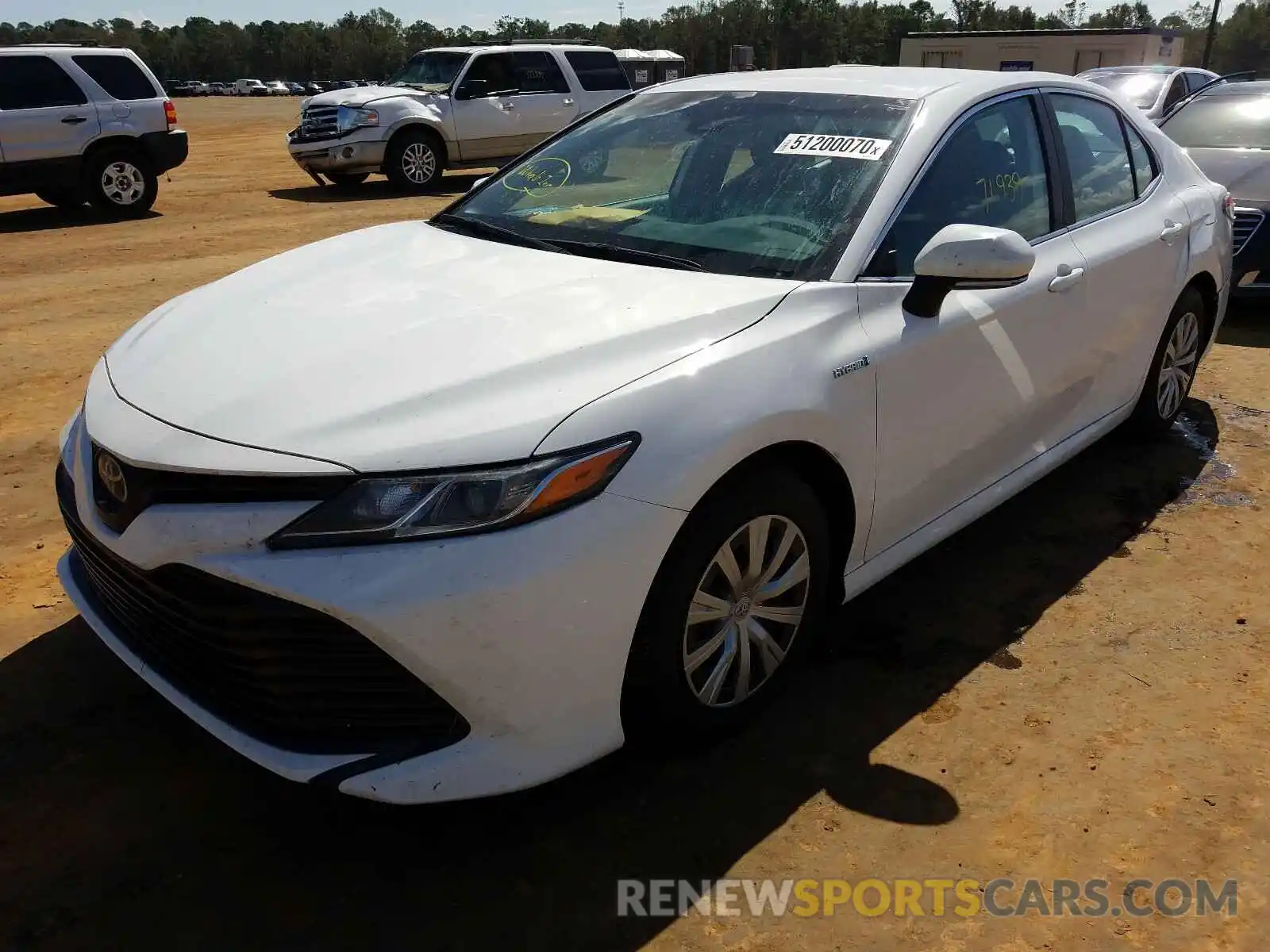 2 Photograph of a damaged car 4T1B31HK2KU511762 TOYOTA CAMRY 2019