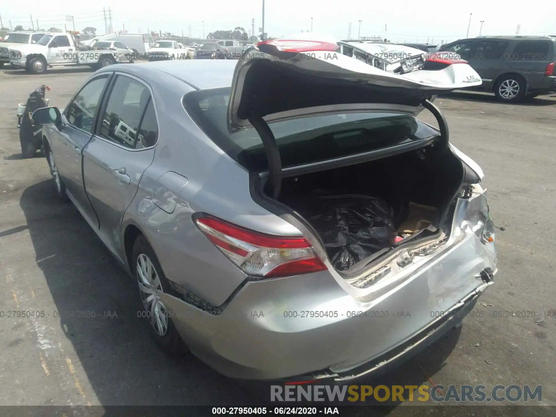 1 Photograph of a damaged car 4T1B31HK2KU512636 TOYOTA CAMRY 2019