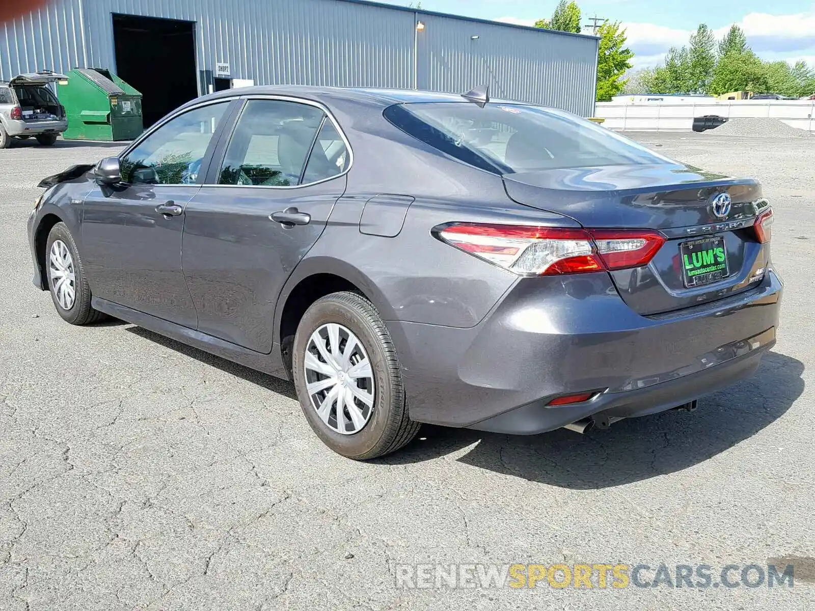 3 Photograph of a damaged car 4T1B31HK2KU513432 TOYOTA CAMRY 2019