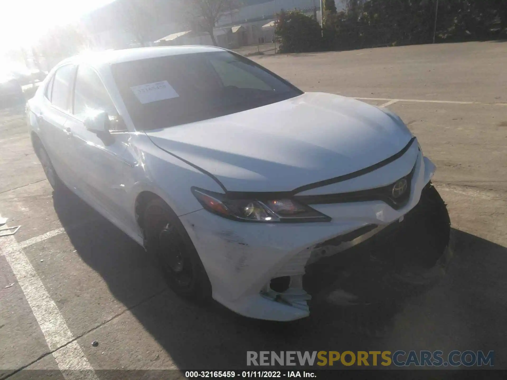 1 Photograph of a damaged car 4T1B31HK2KU514337 TOYOTA CAMRY 2019