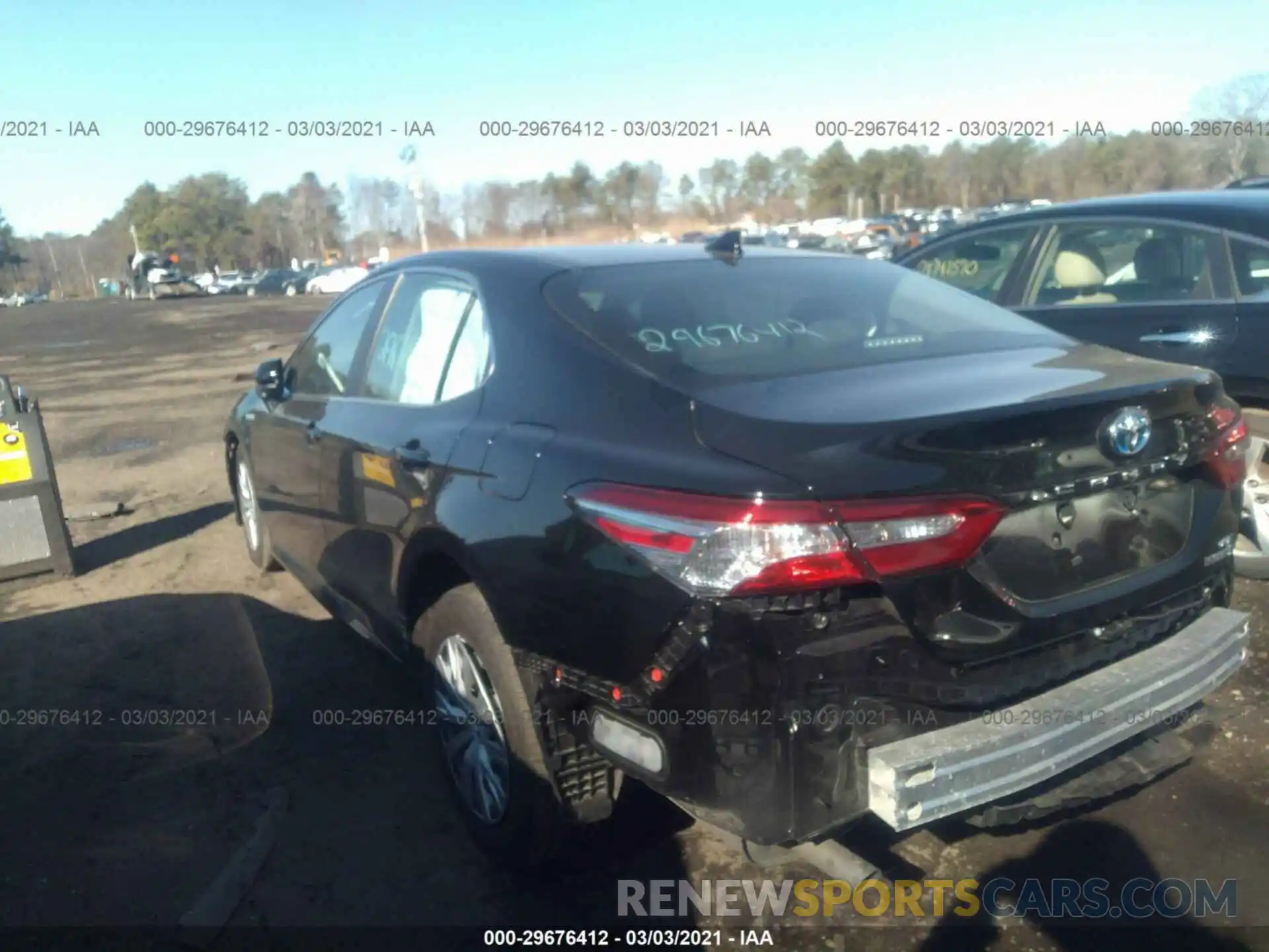 3 Photograph of a damaged car 4T1B31HK2KU516878 TOYOTA CAMRY 2019