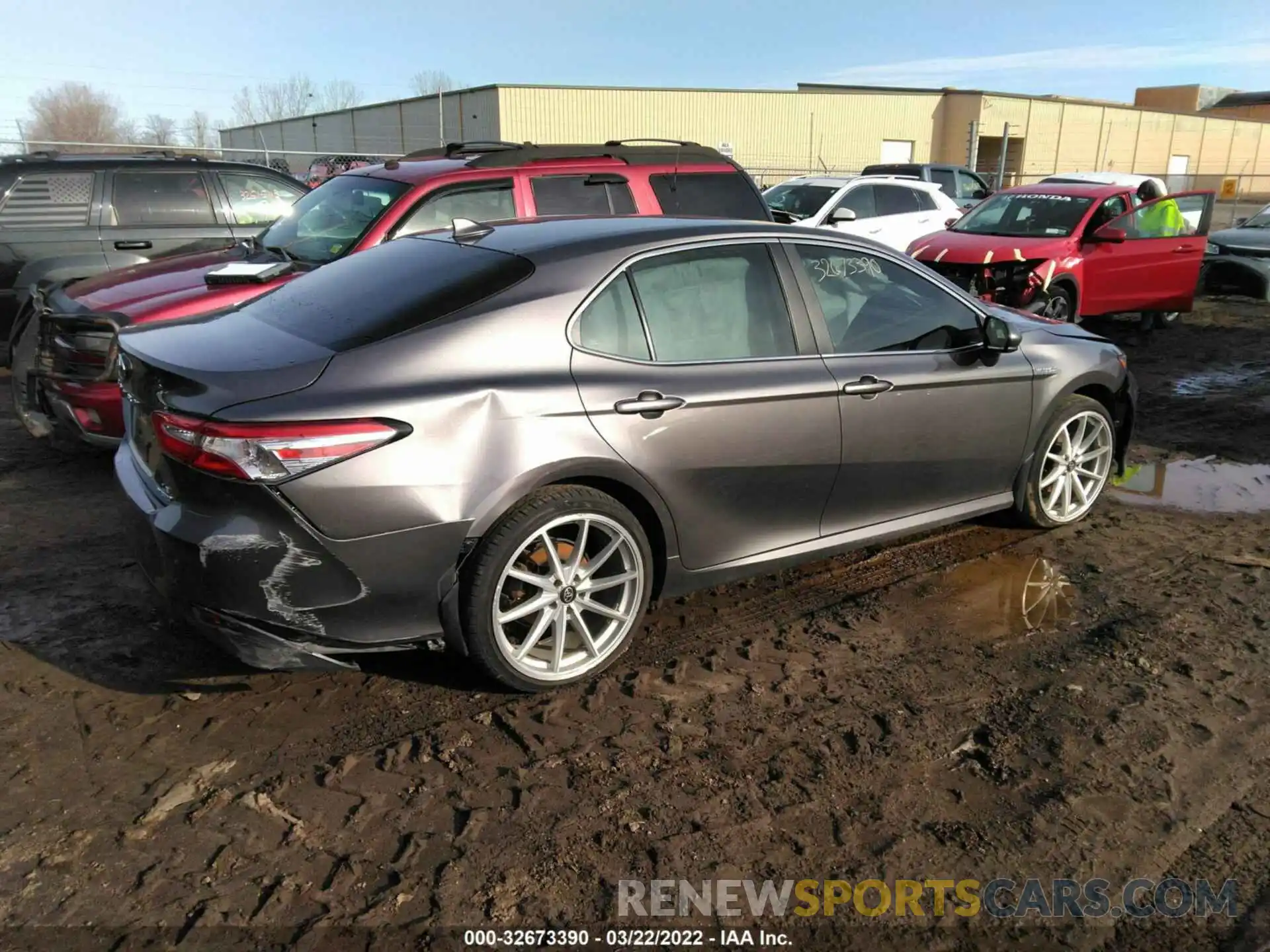 4 Photograph of a damaged car 4T1B31HK3KU005874 TOYOTA CAMRY 2019