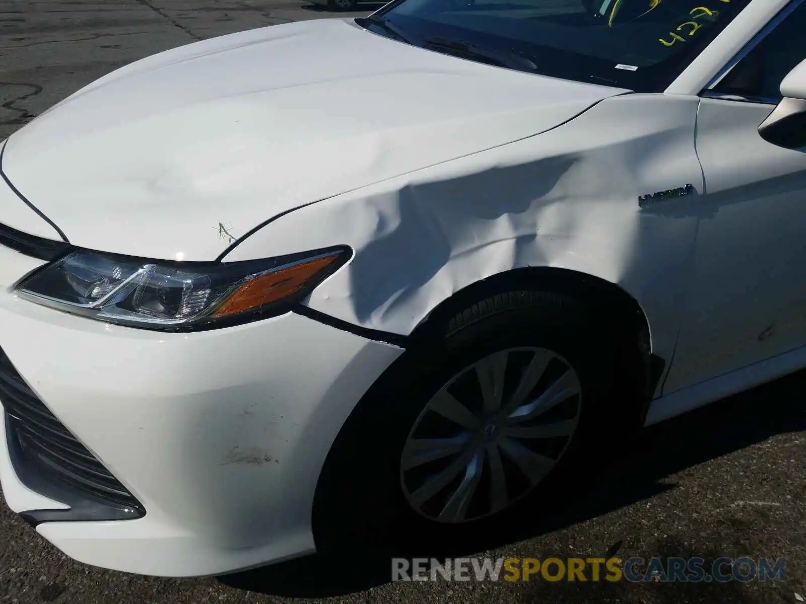 9 Photograph of a damaged car 4T1B31HK3KU508790 TOYOTA CAMRY 2019