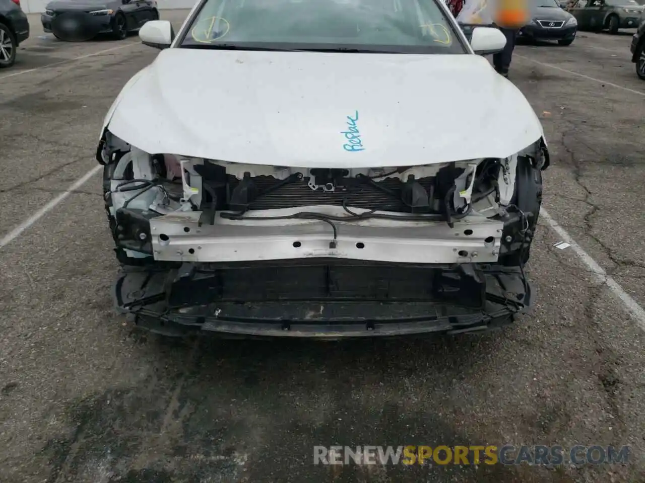 9 Photograph of a damaged car 4T1B31HK3KU510782 TOYOTA CAMRY 2019