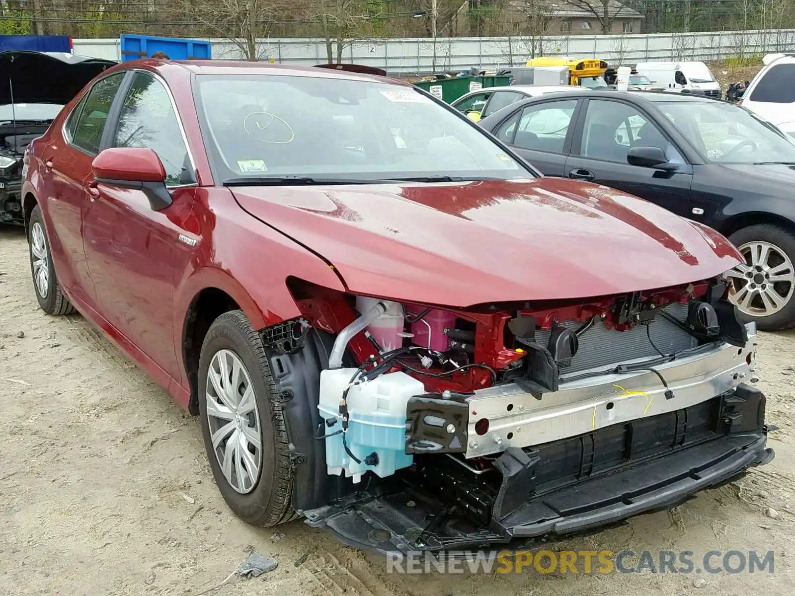 1 Photograph of a damaged car 4T1B31HK3KU510913 TOYOTA CAMRY 2019