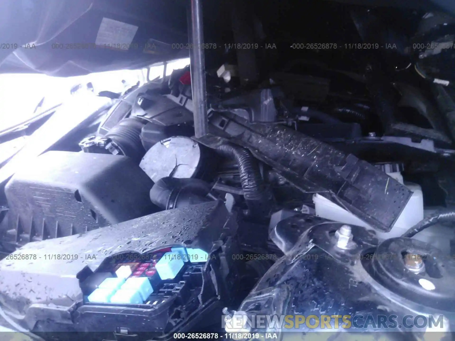 10 Photograph of a damaged car 4T1B31HK3KU511043 TOYOTA CAMRY 2019