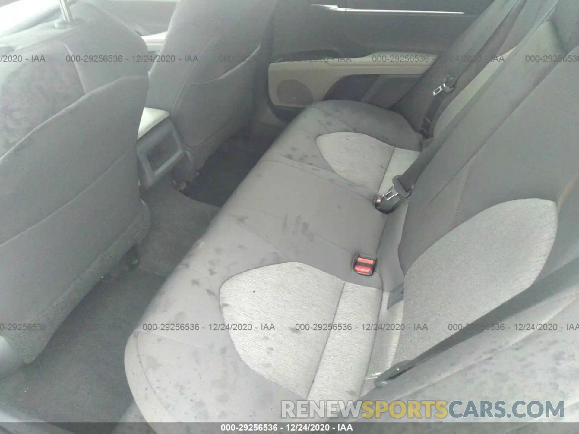 8 Photograph of a damaged car 4T1B31HK3KU511821 TOYOTA CAMRY 2019