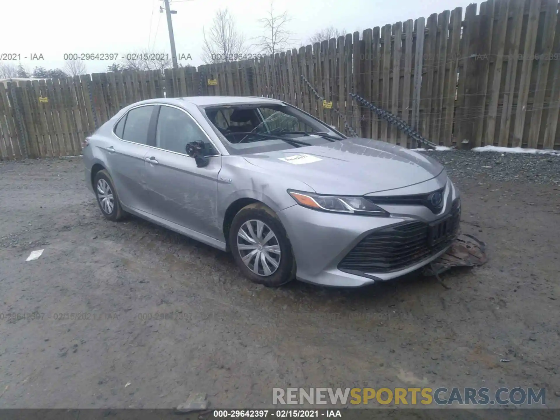 1 Photograph of a damaged car 4T1B31HK3KU512533 TOYOTA CAMRY 2019