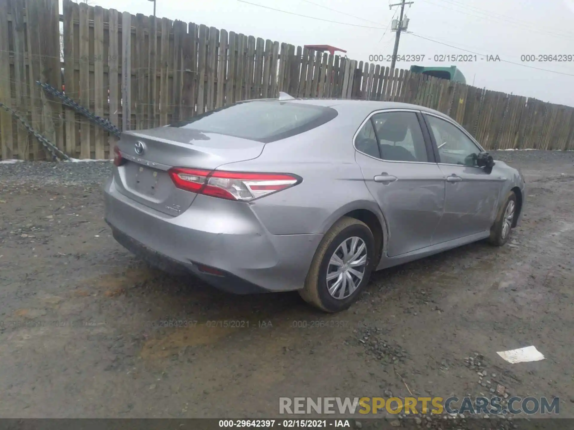 4 Photograph of a damaged car 4T1B31HK3KU512533 TOYOTA CAMRY 2019