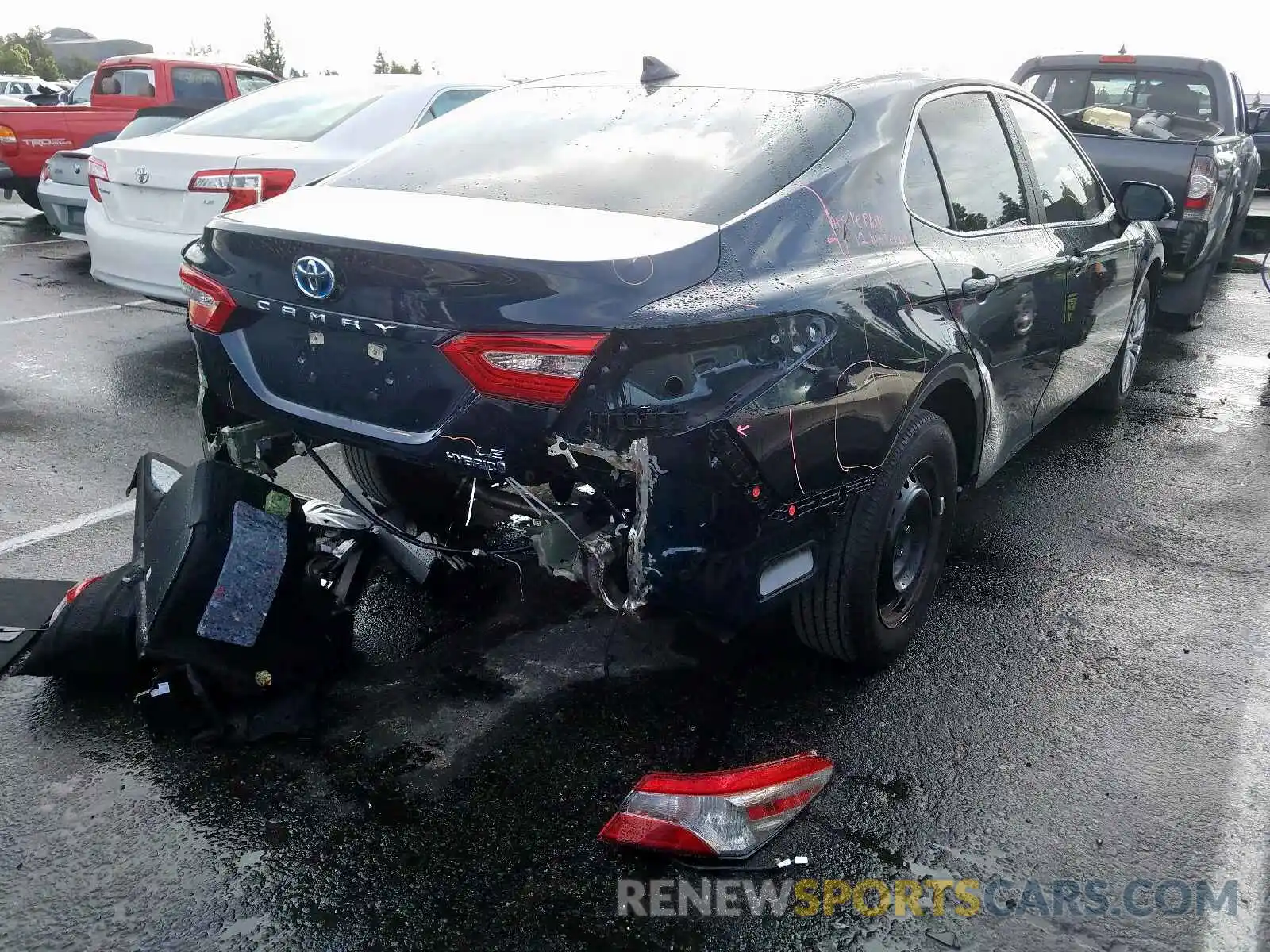 4 Фотография поврежденного автомобиля 4T1B31HK3KU512869 TOYOTA CAMRY 2019