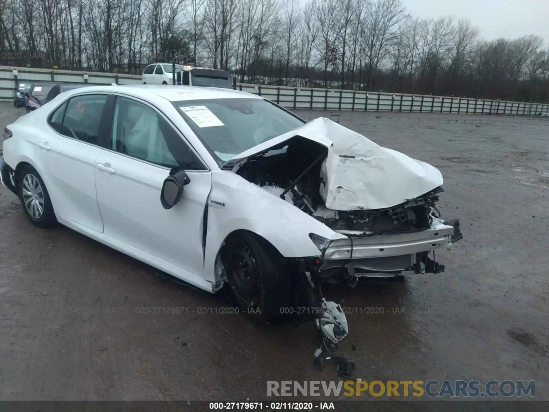 1 Photograph of a damaged car 4T1B31HK3KU513018 TOYOTA CAMRY 2019