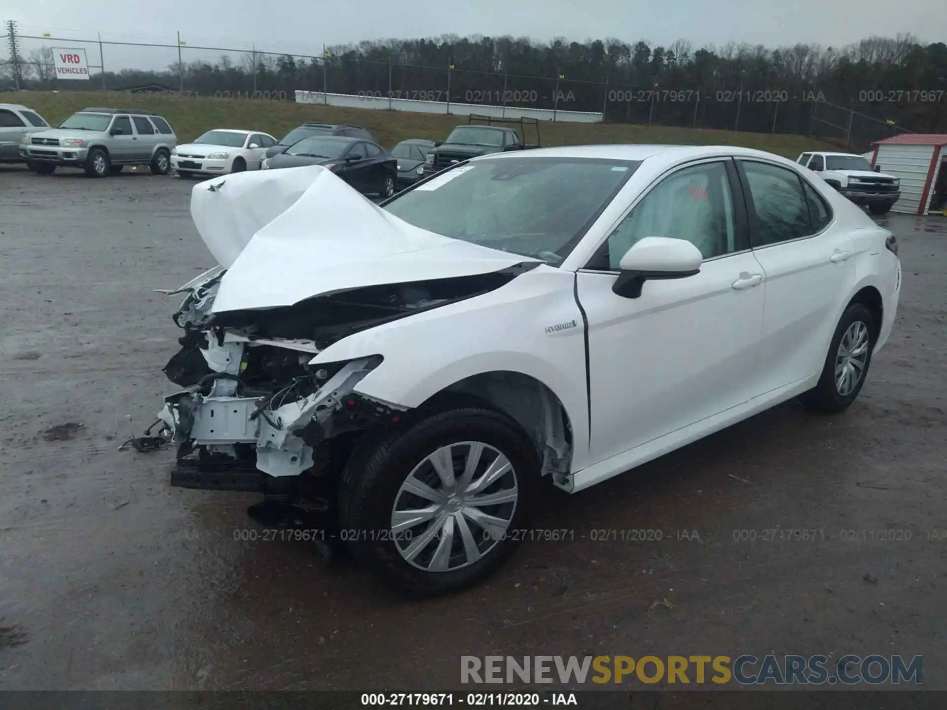 2 Photograph of a damaged car 4T1B31HK3KU513018 TOYOTA CAMRY 2019