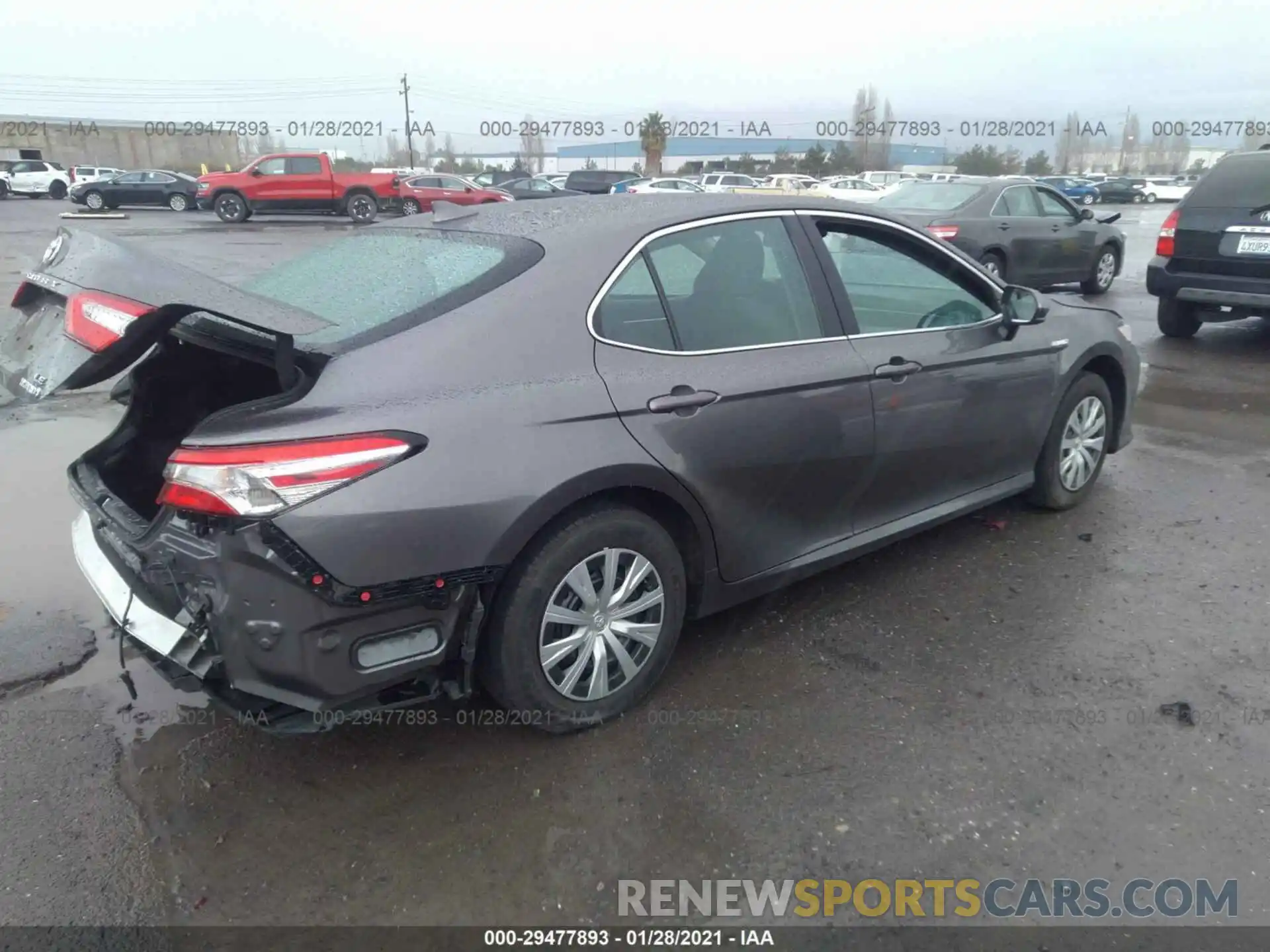 4 Photograph of a damaged car 4T1B31HK3KU513035 TOYOTA CAMRY 2019