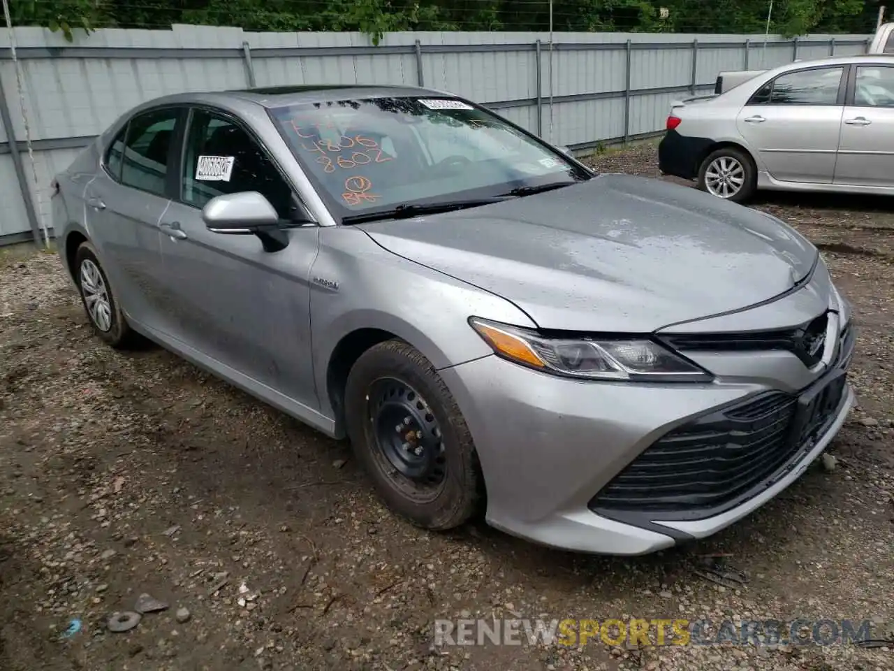 1 Photograph of a damaged car 4T1B31HK3KU513228 TOYOTA CAMRY 2019