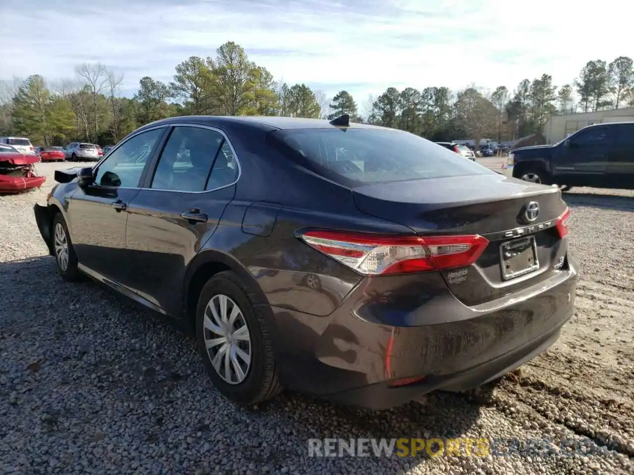 3 Photograph of a damaged car 4T1B31HK3KU513942 TOYOTA CAMRY 2019