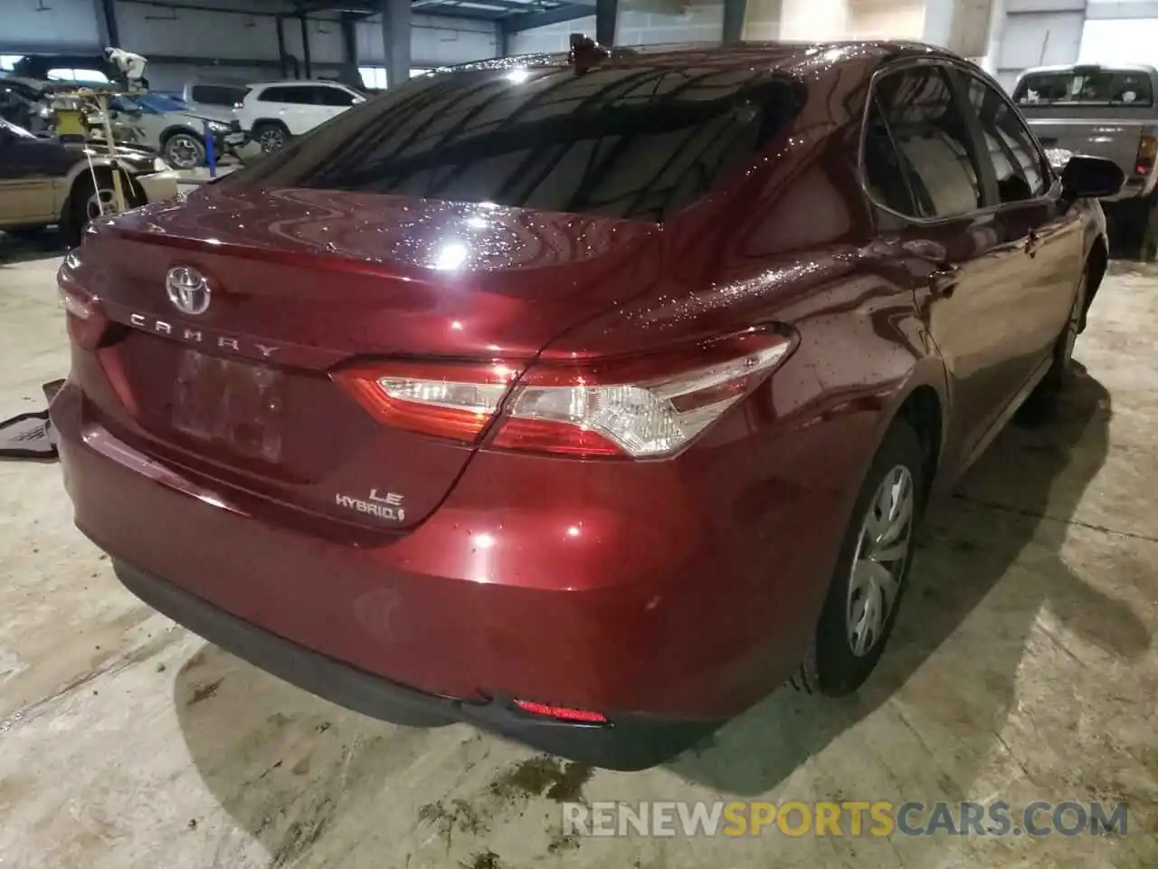 4 Photograph of a damaged car 4T1B31HK3KU515710 TOYOTA CAMRY 2019