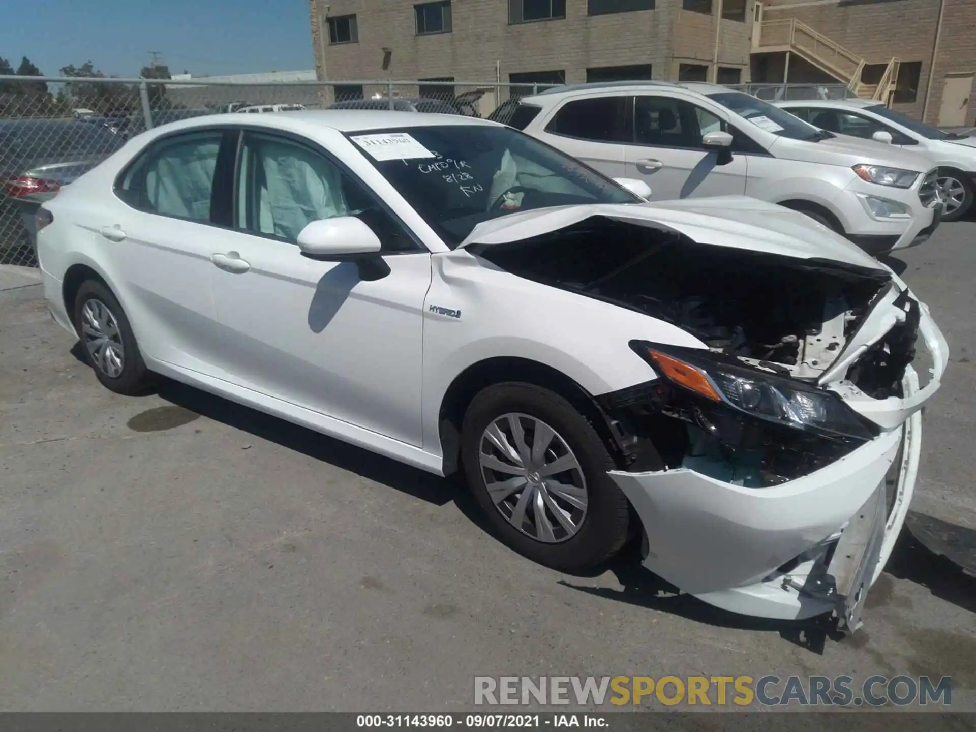 1 Photograph of a damaged car 4T1B31HK3KU516811 TOYOTA CAMRY 2019