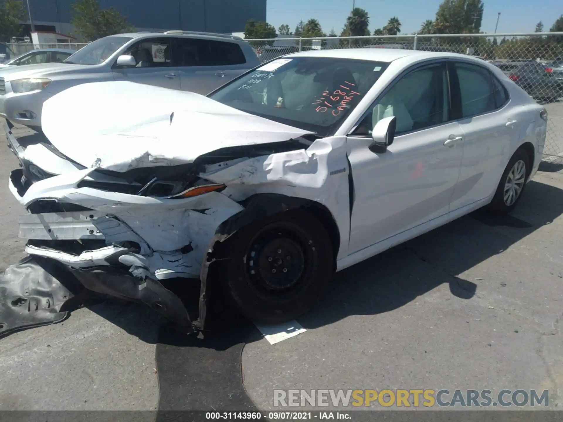 2 Photograph of a damaged car 4T1B31HK3KU516811 TOYOTA CAMRY 2019