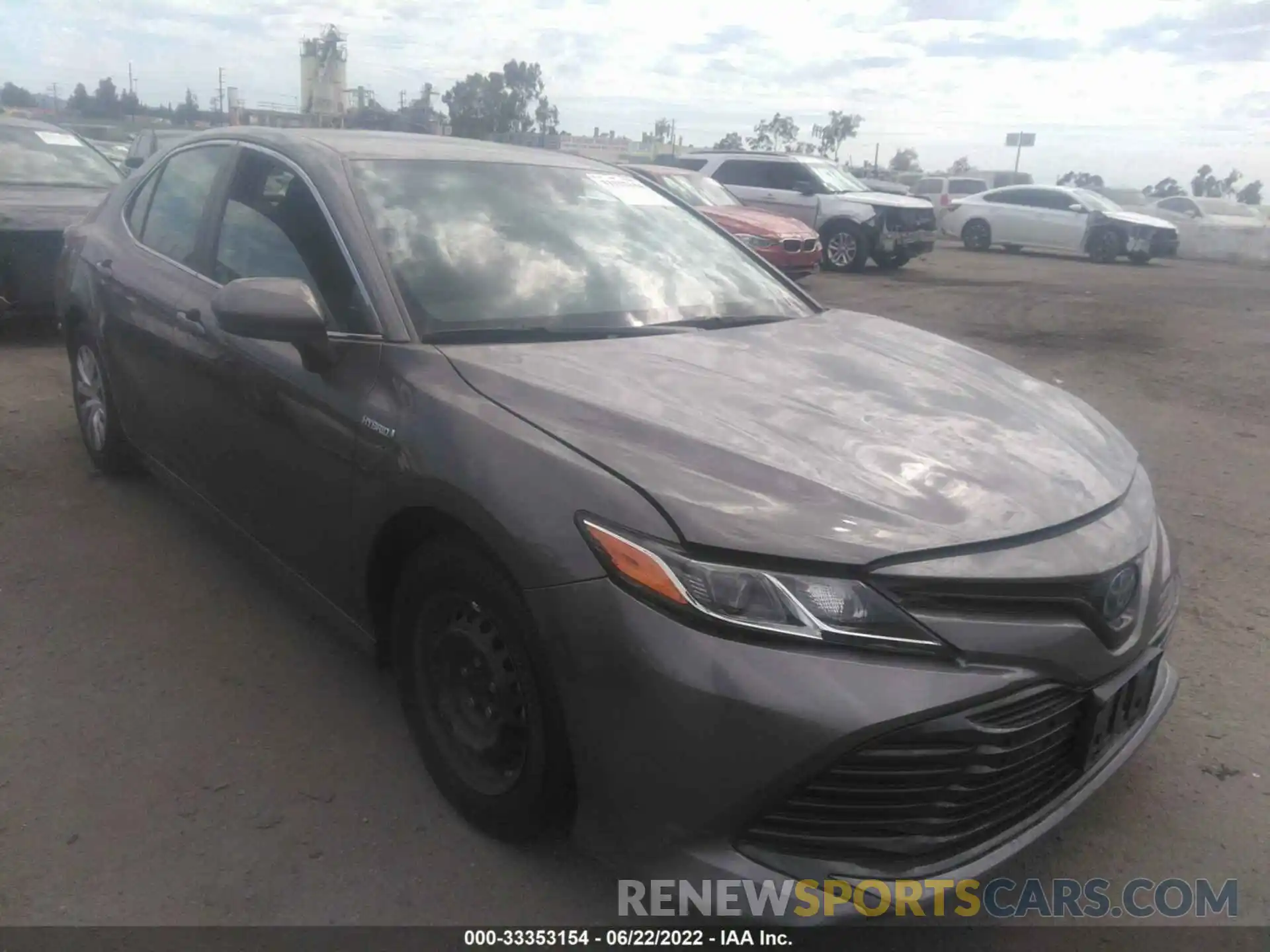 1 Photograph of a damaged car 4T1B31HK3KU517750 TOYOTA CAMRY 2019