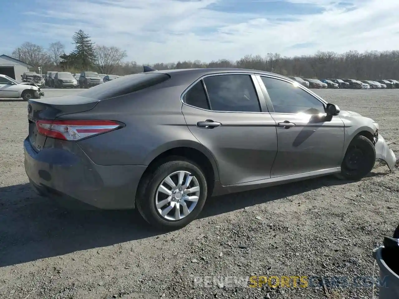 3 Photograph of a damaged car 4T1B31HK3KU517828 TOYOTA CAMRY 2019