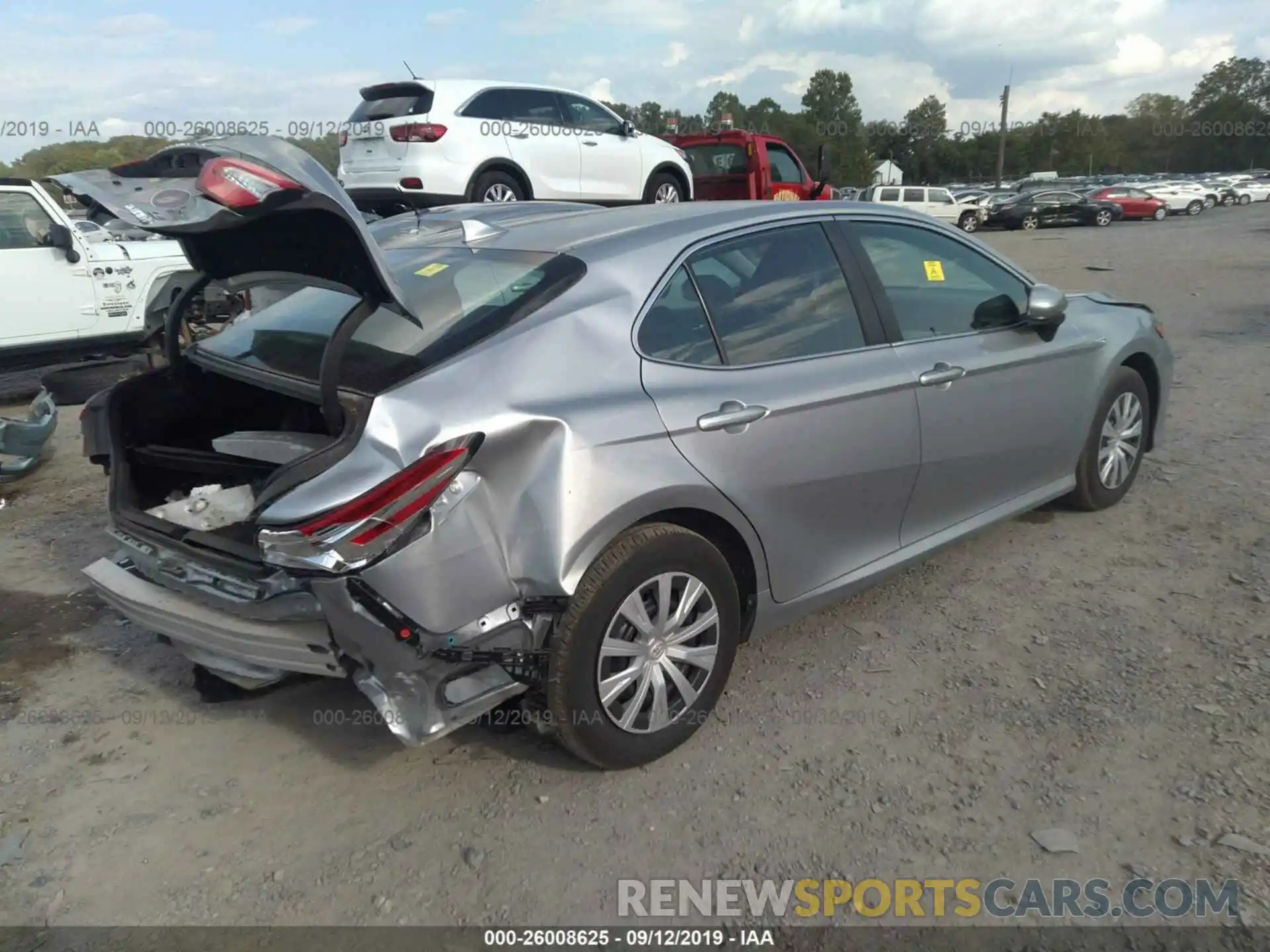 4 Photograph of a damaged car 4T1B31HK4KU006323 TOYOTA CAMRY 2019