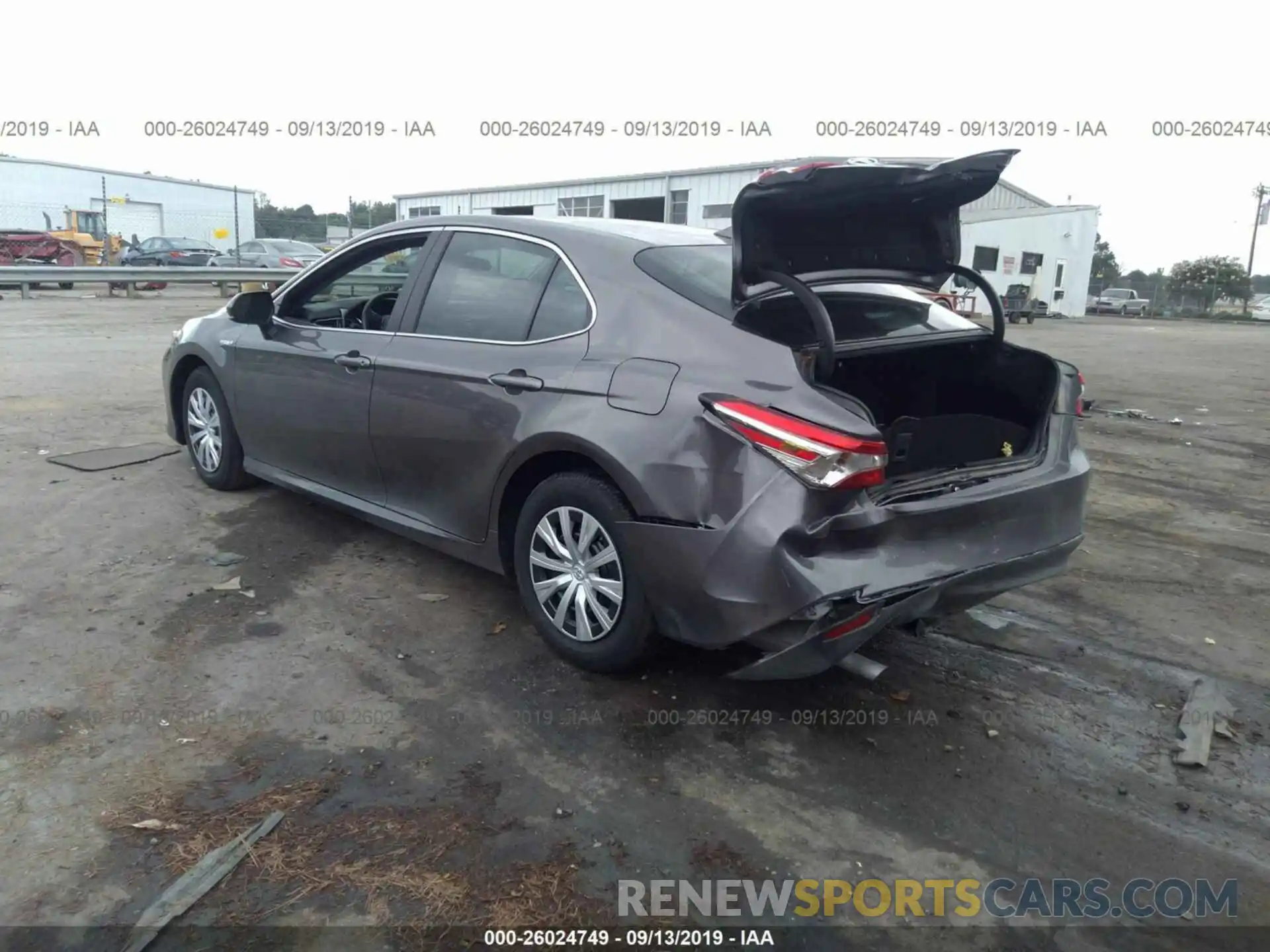 3 Photograph of a damaged car 4T1B31HK4KU007021 TOYOTA CAMRY 2019