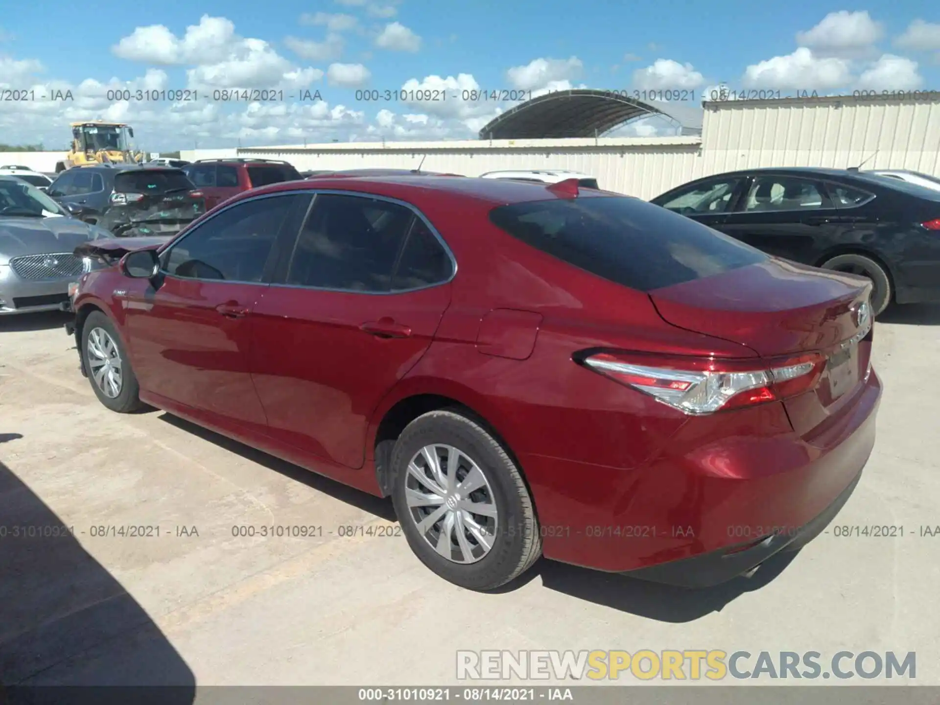 3 Photograph of a damaged car 4T1B31HK4KU007536 TOYOTA CAMRY 2019