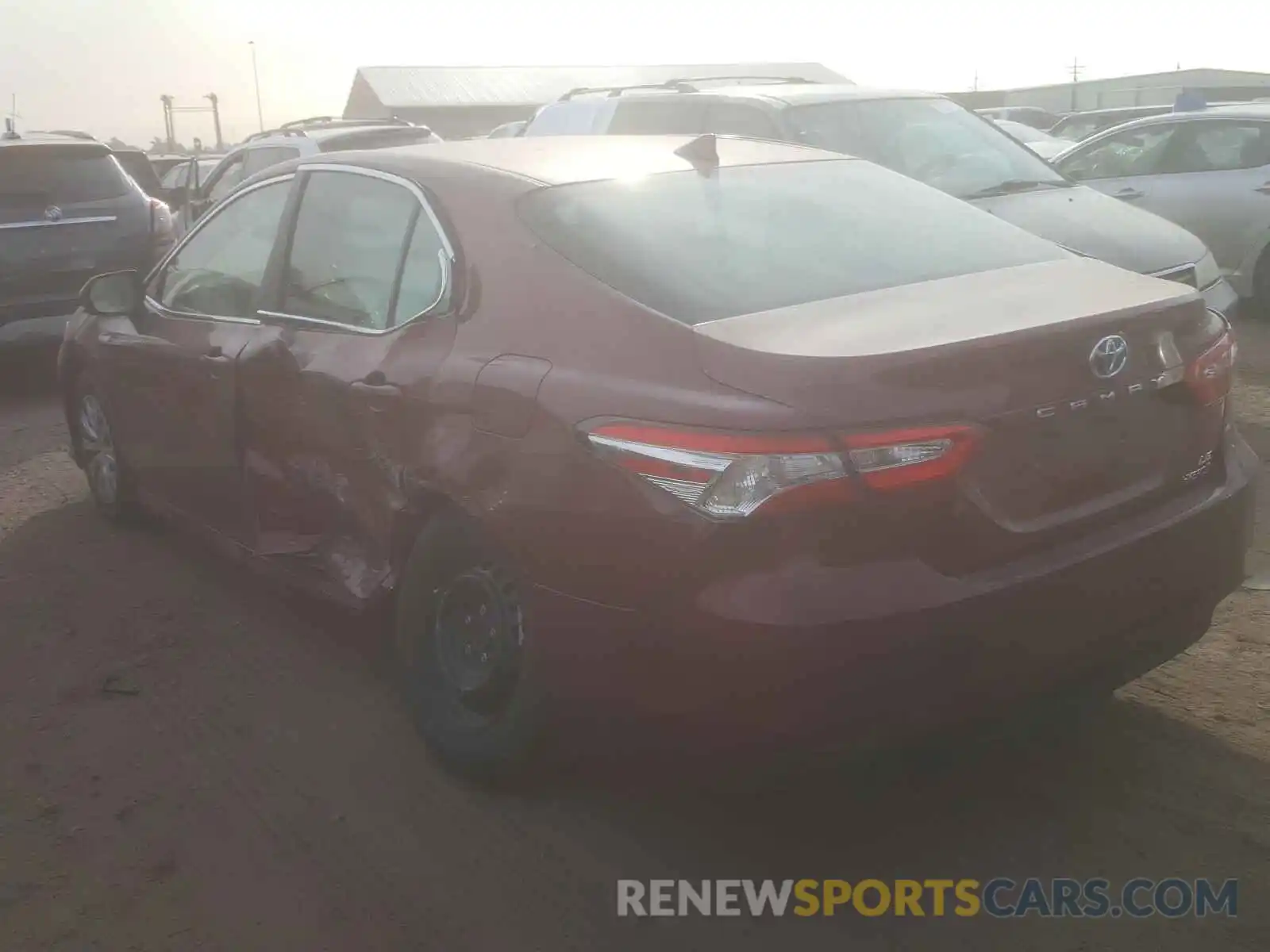 3 Photograph of a damaged car 4T1B31HK4KU008301 TOYOTA CAMRY 2019