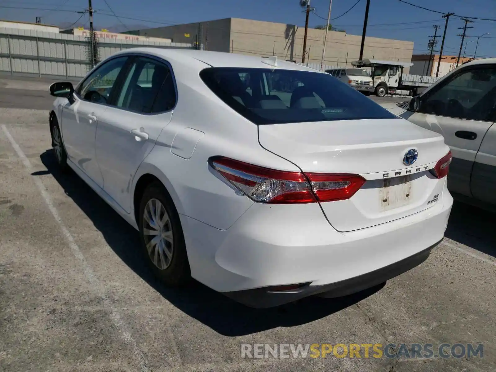 3 Photograph of a damaged car 4T1B31HK4KU508801 TOYOTA CAMRY 2019