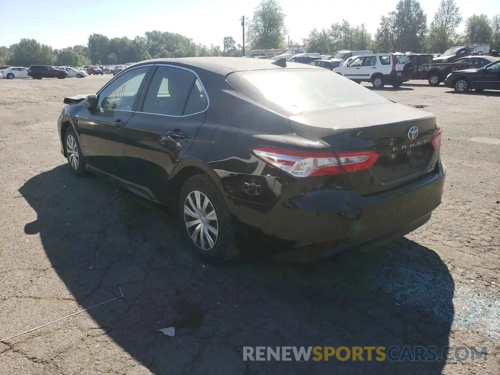 3 Photograph of a damaged car 4T1B31HK4KU509074 TOYOTA CAMRY 2019