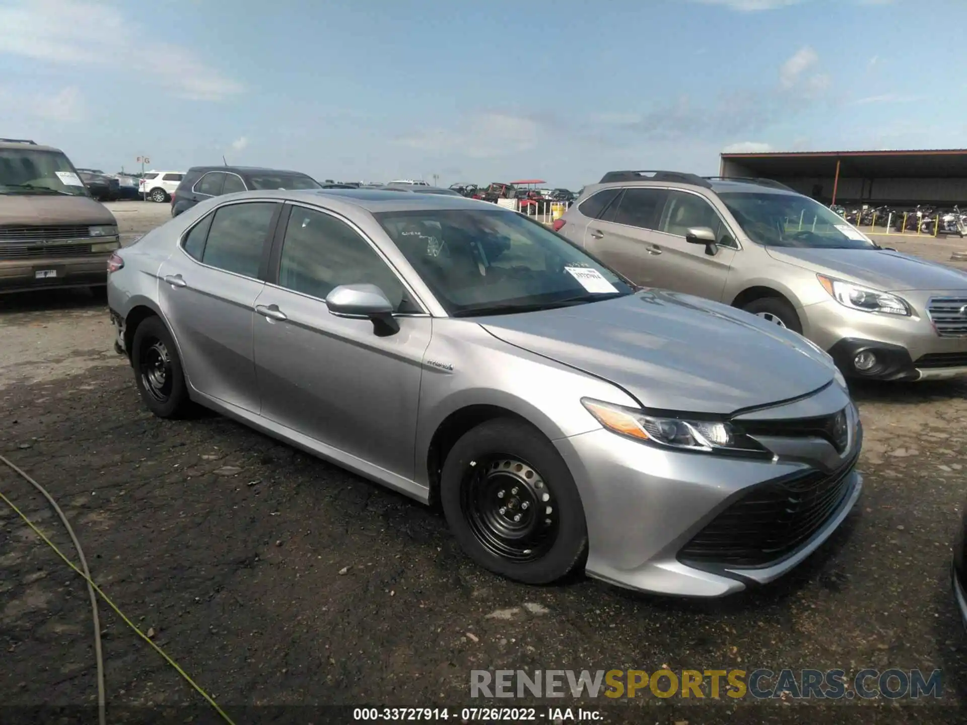 1 Photograph of a damaged car 4T1B31HK4KU510502 TOYOTA CAMRY 2019