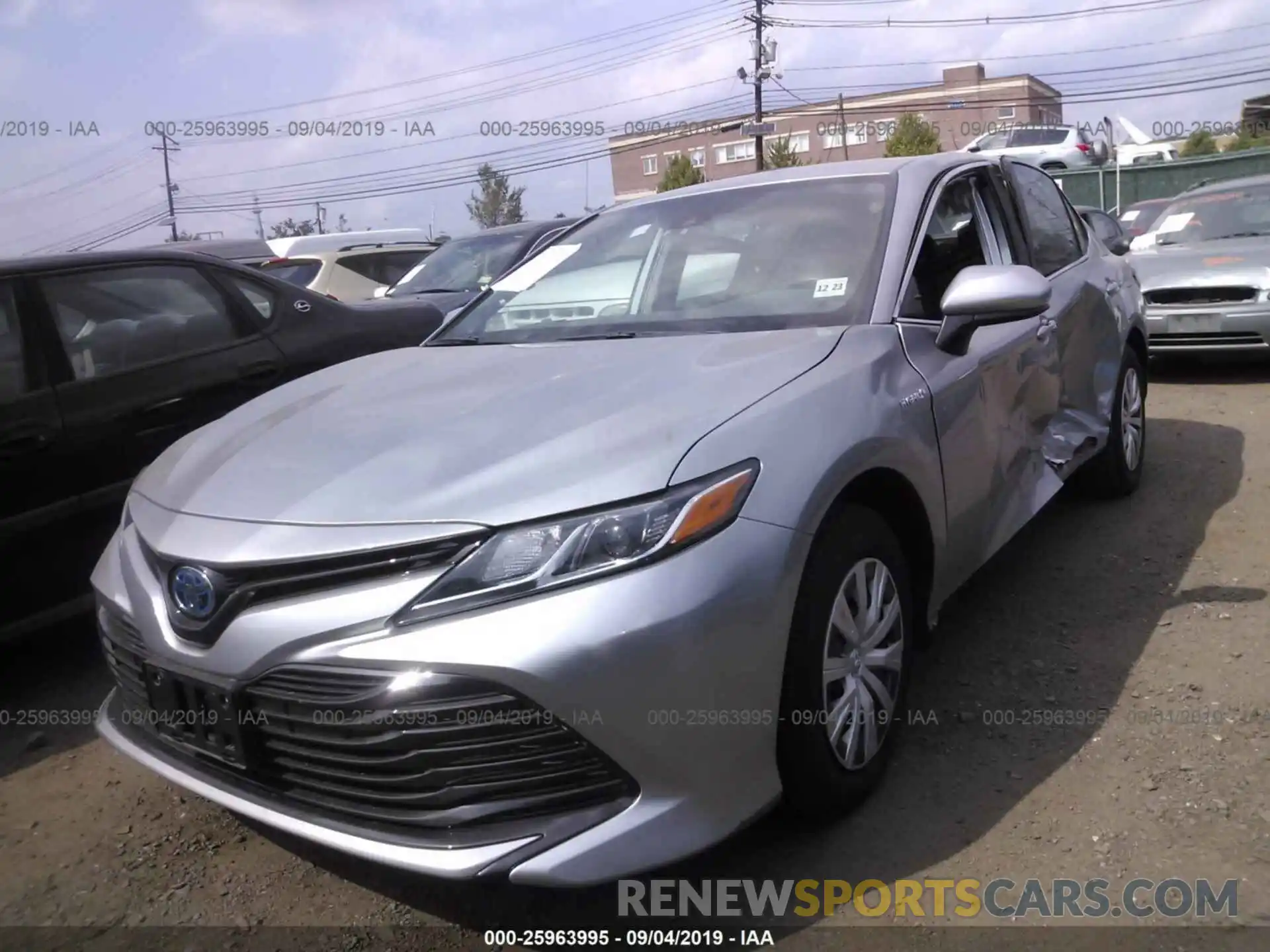 2 Photograph of a damaged car 4T1B31HK4KU510998 TOYOTA CAMRY 2019