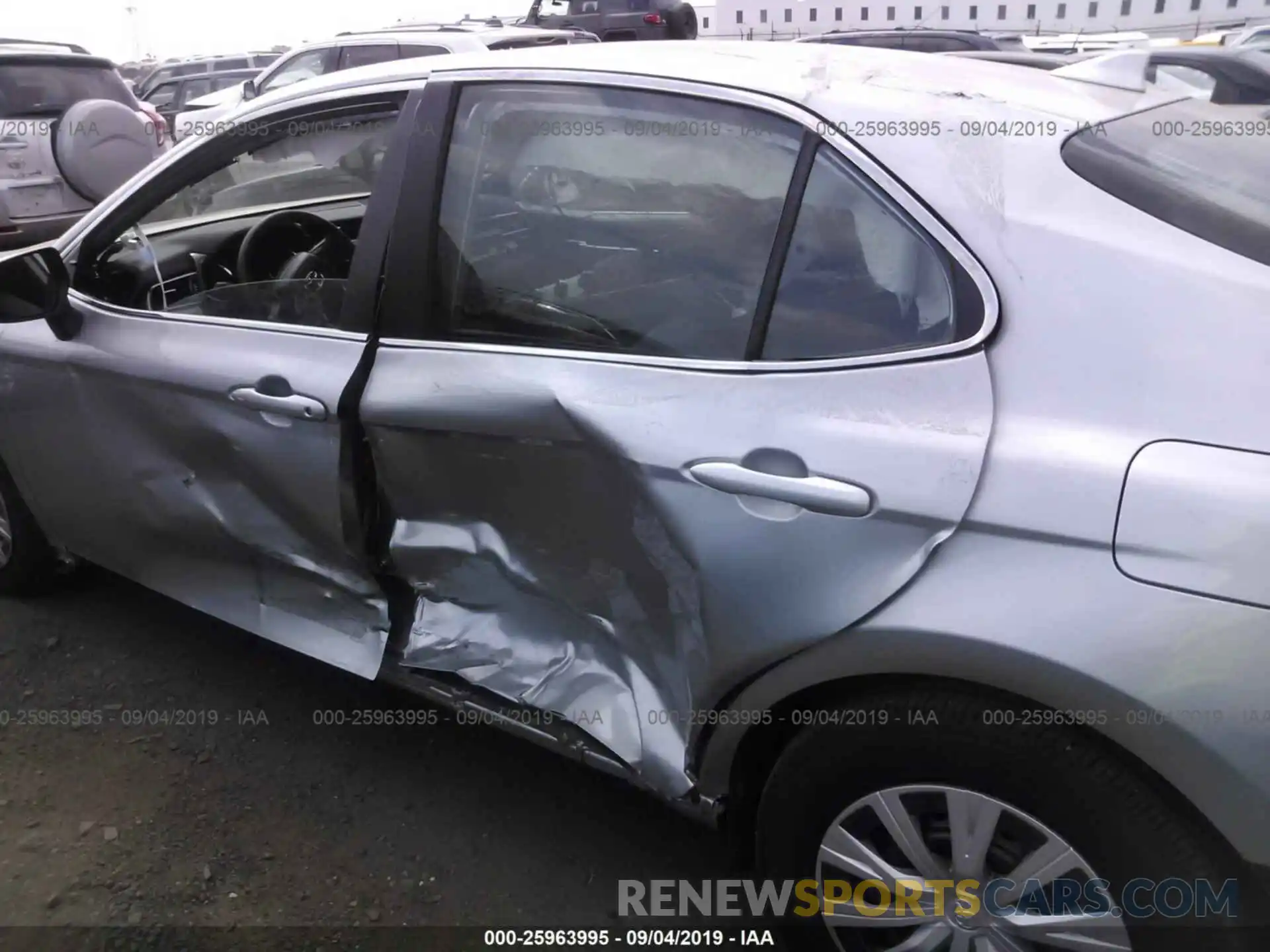 6 Photograph of a damaged car 4T1B31HK4KU510998 TOYOTA CAMRY 2019