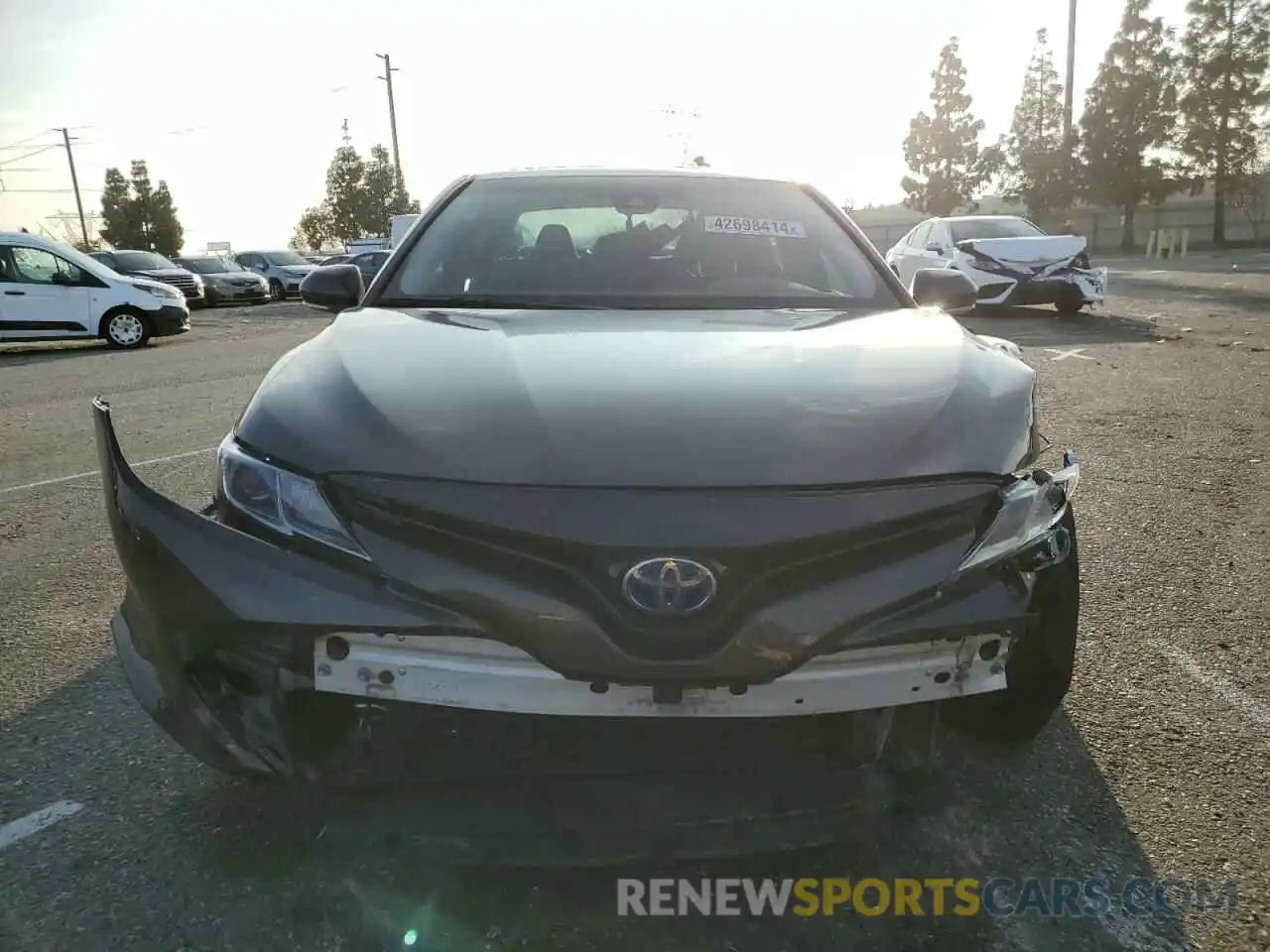 5 Photograph of a damaged car 4T1B31HK4KU511049 TOYOTA CAMRY 2019