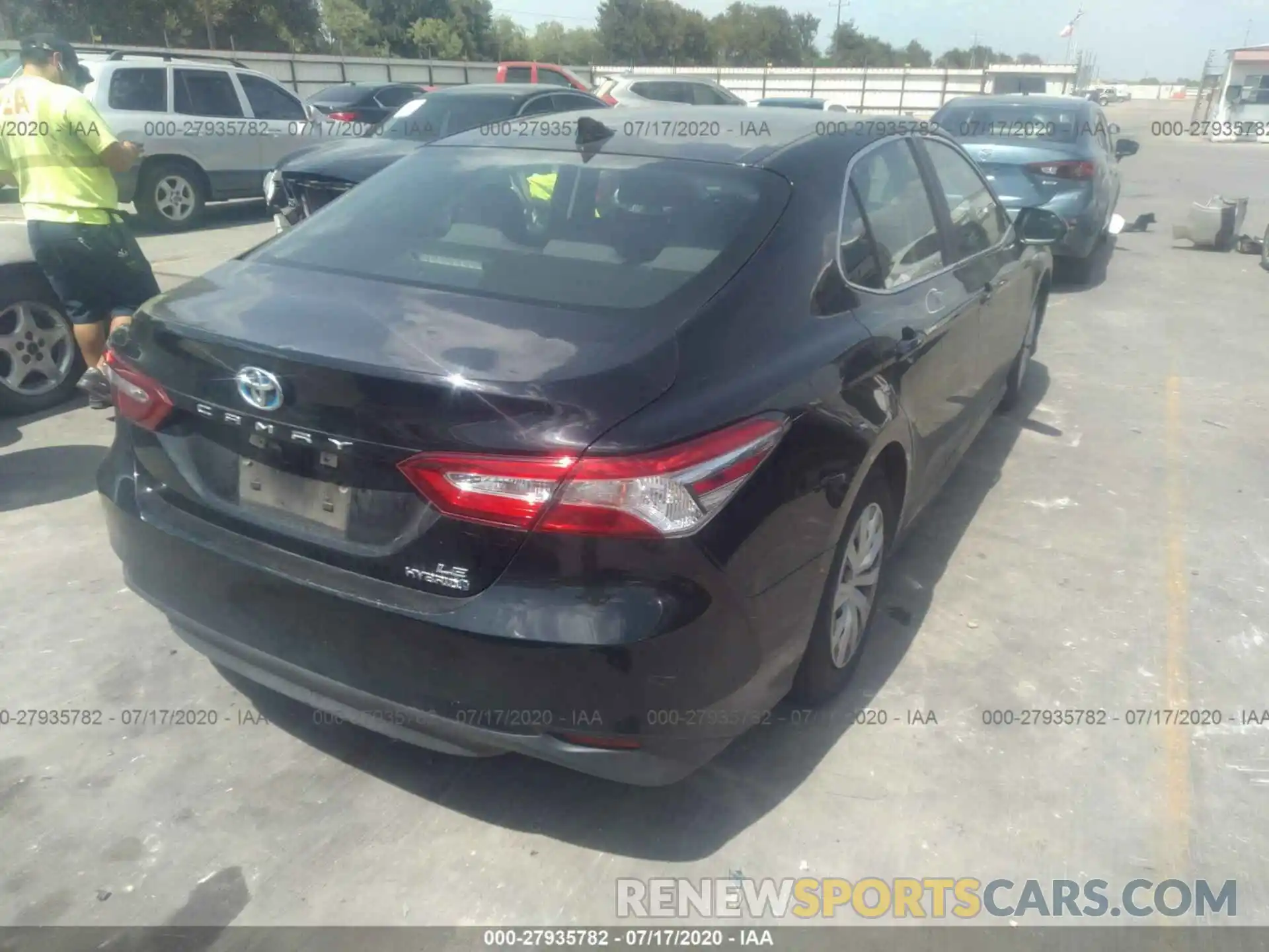 4 Photograph of a damaged car 4T1B31HK4KU511732 TOYOTA CAMRY 2019