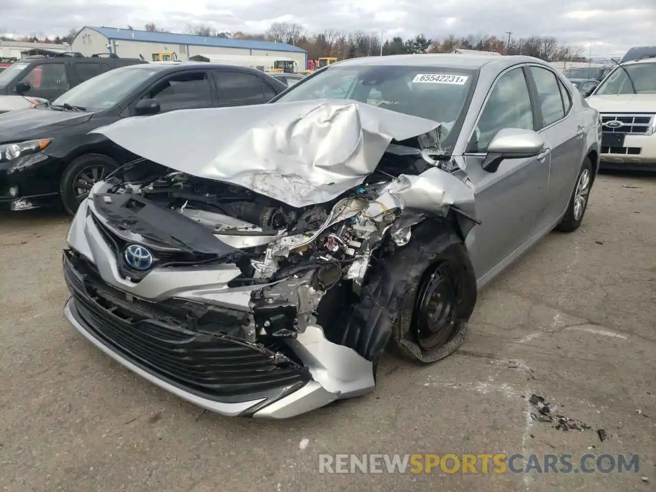 2 Photograph of a damaged car 4T1B31HK4KU512928 TOYOTA CAMRY 2019