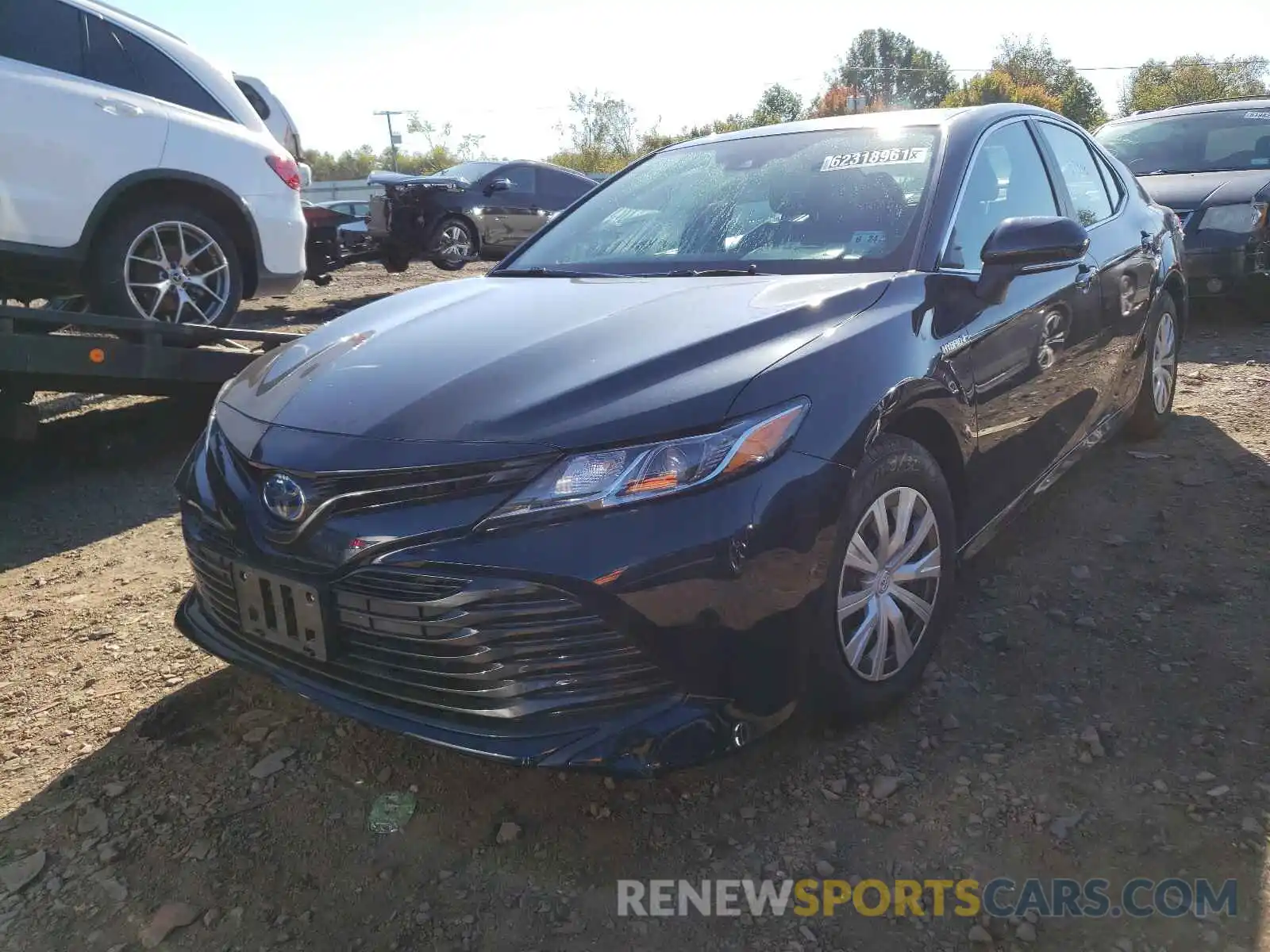 2 Photograph of a damaged car 4T1B31HK4KU515165 TOYOTA CAMRY 2019