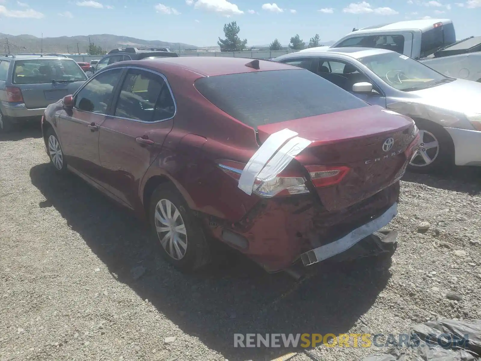 3 Photograph of a damaged car 4T1B31HK4KU516834 TOYOTA CAMRY 2019