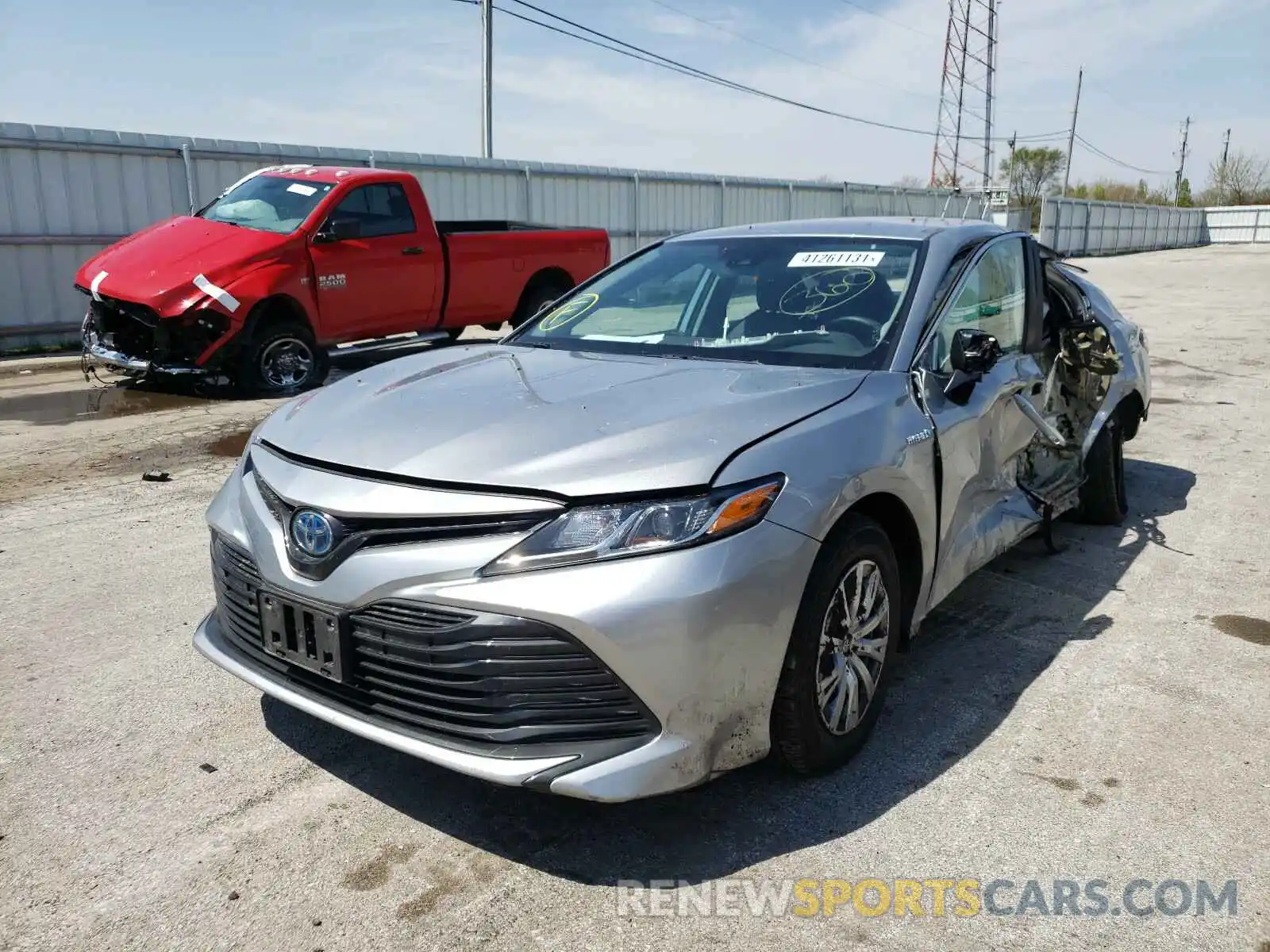 2 Photograph of a damaged car 4T1B31HK4KU517983 TOYOTA CAMRY 2019