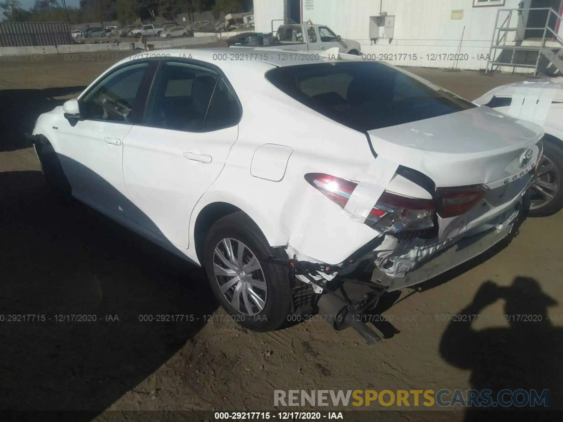 3 Photograph of a damaged car 4T1B31HK5KU005519 TOYOTA CAMRY 2019