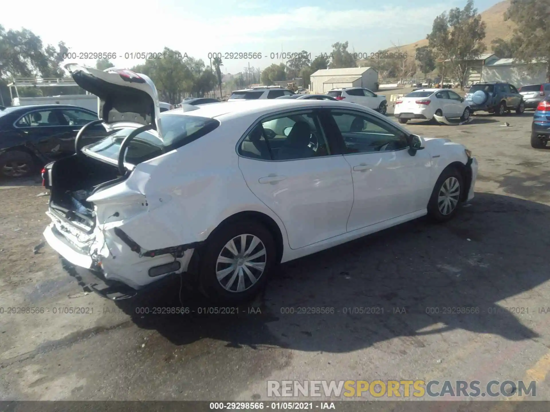 4 Photograph of a damaged car 4T1B31HK5KU005603 TOYOTA CAMRY 2019