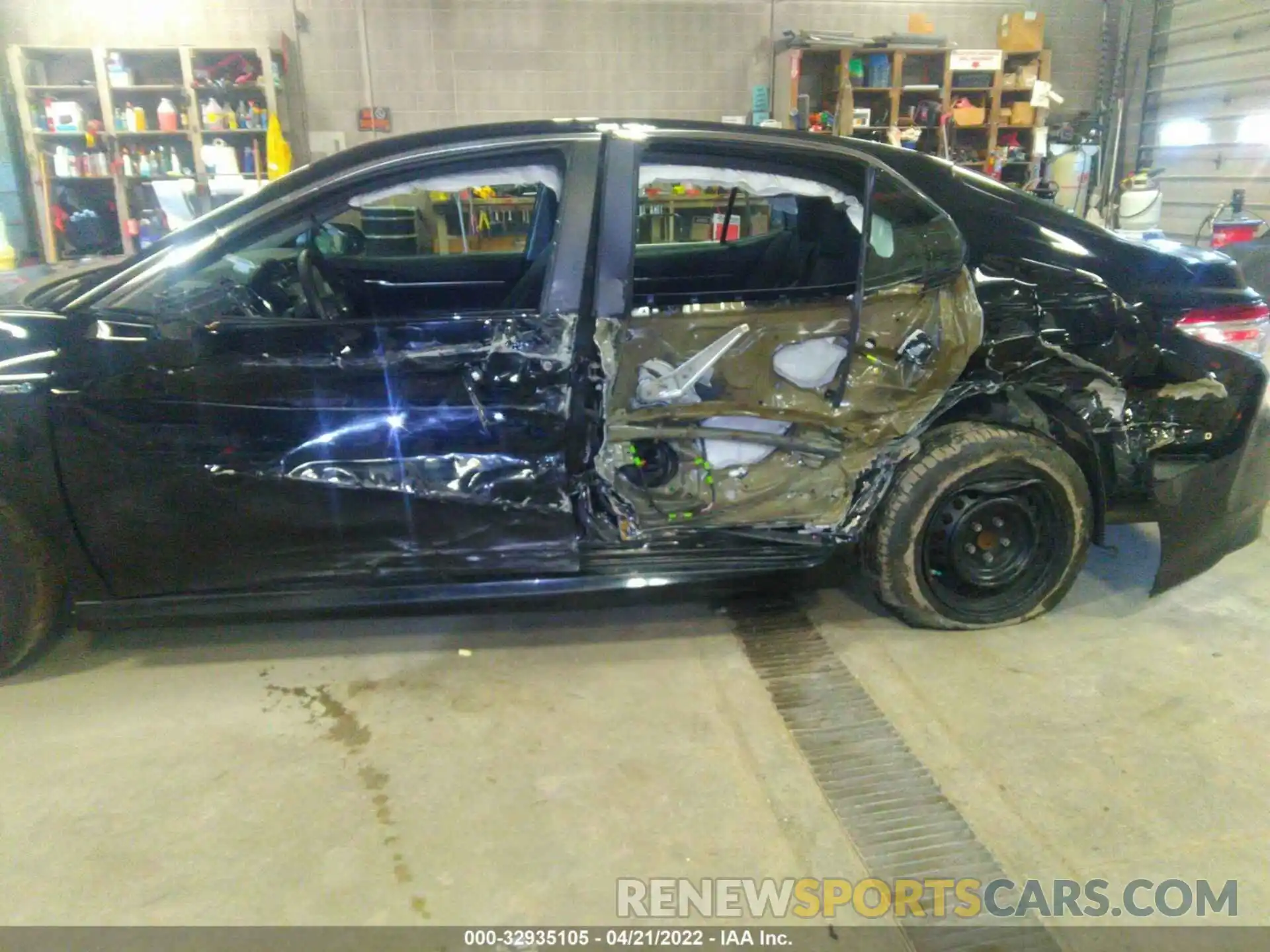 6 Photograph of a damaged car 4T1B31HK5KU005715 TOYOTA CAMRY 2019