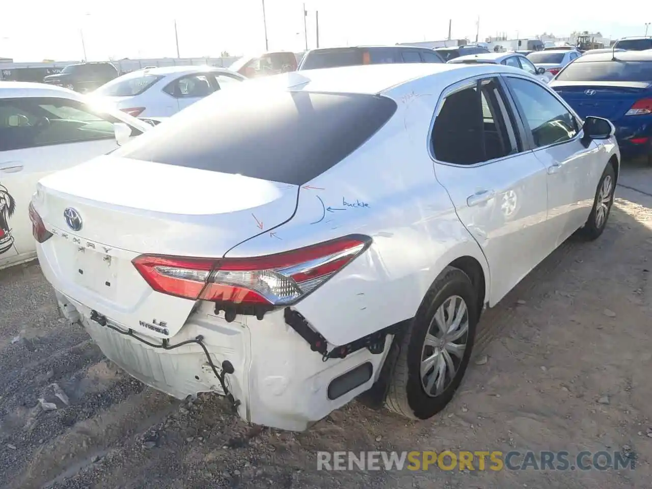 4 Photograph of a damaged car 4T1B31HK5KU006038 TOYOTA CAMRY 2019