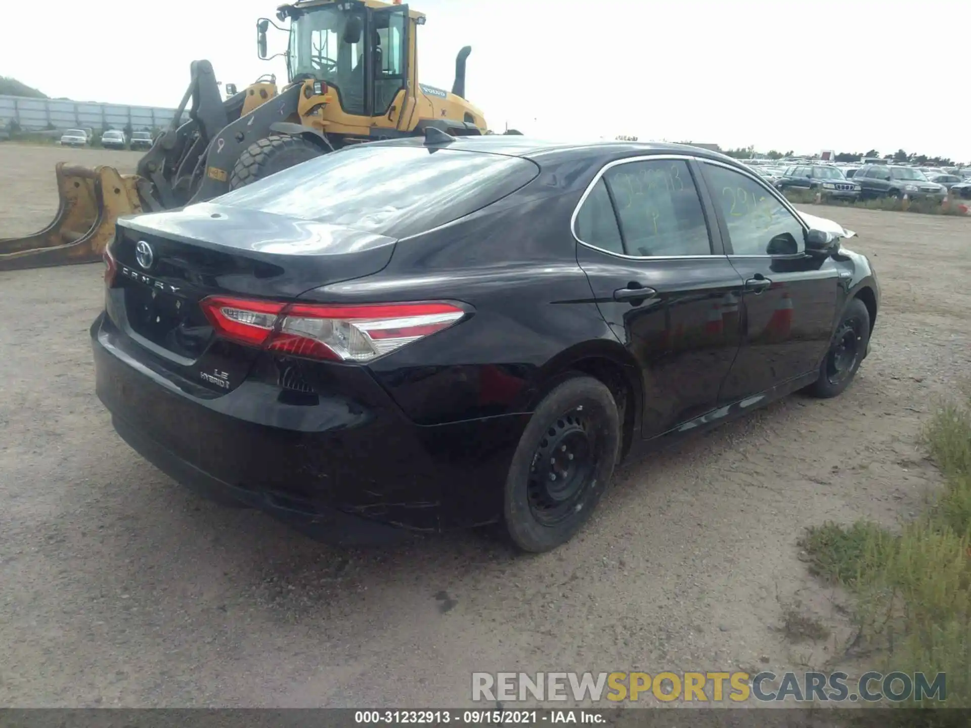 4 Photograph of a damaged car 4T1B31HK5KU006816 TOYOTA CAMRY 2019