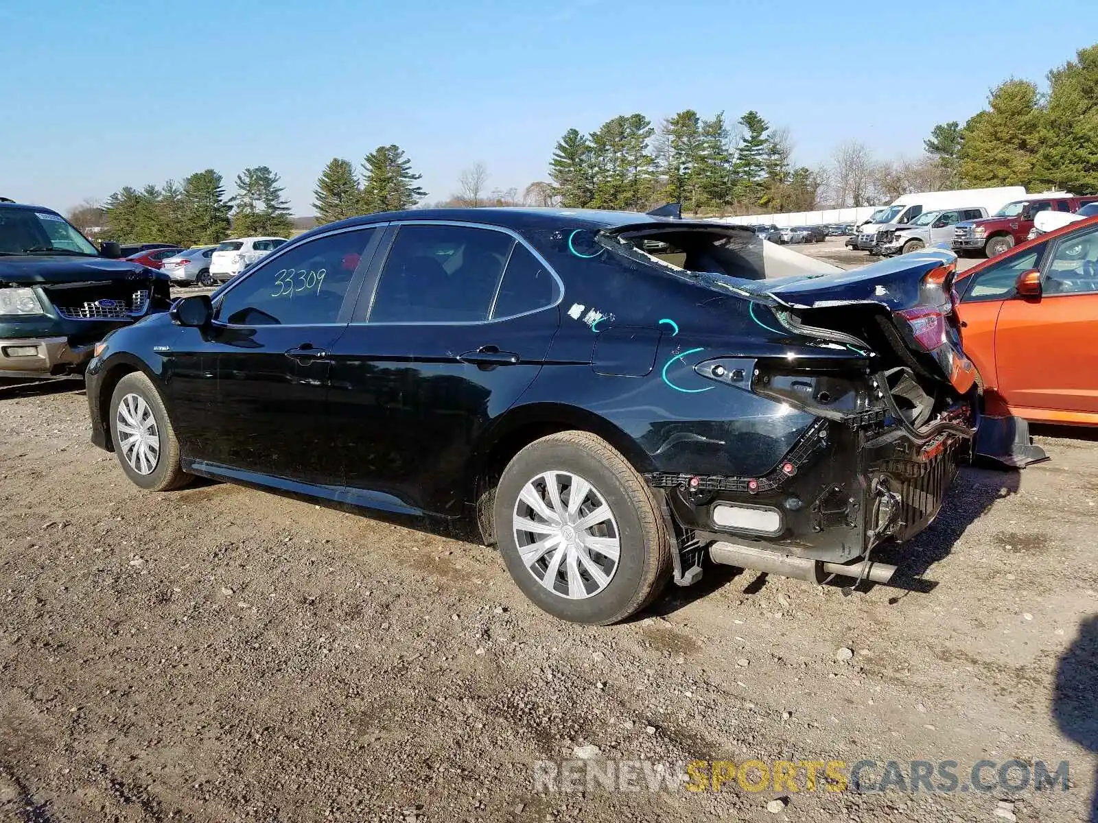 3 Photograph of a damaged car 4T1B31HK5KU006900 TOYOTA CAMRY 2019