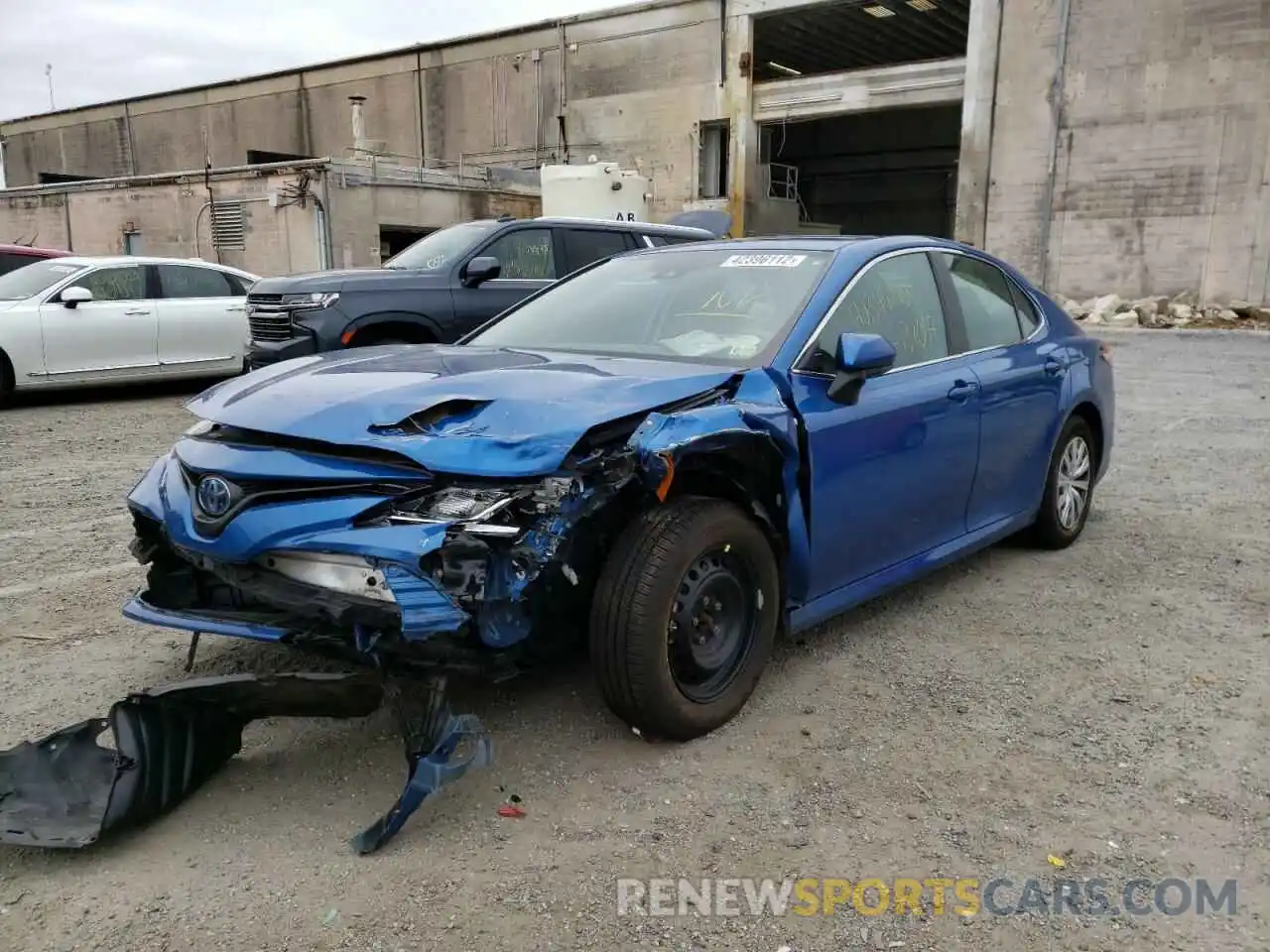 2 Photograph of a damaged car 4T1B31HK5KU007609 TOYOTA CAMRY 2019