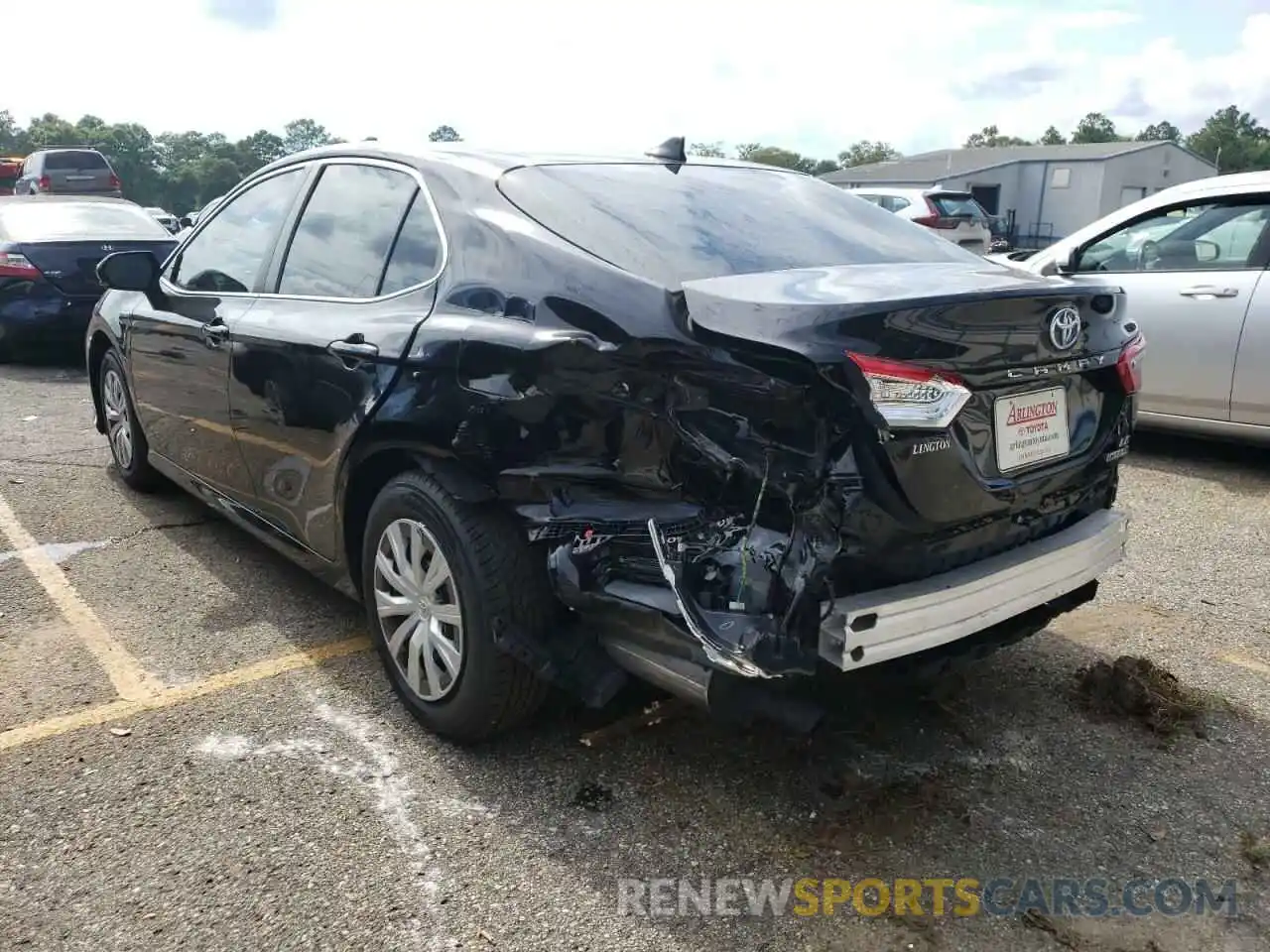 3 Photograph of a damaged car 4T1B31HK5KU510704 TOYOTA CAMRY 2019